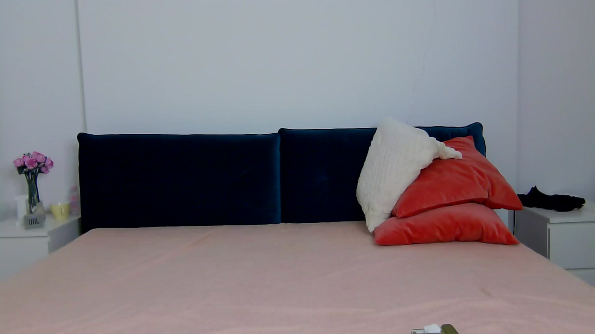 Gallery image thumbnail from NaiaaBee's myfreecams stream on, 02/14/2026, 18:48 image 7 of 20