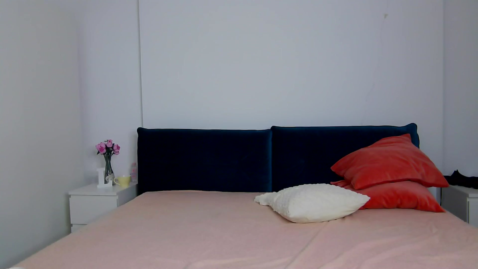 Gallery image thumbnail from NaiaaBee's myfreecams stream on, 02/16/2026, 07:18 image 16 of 20