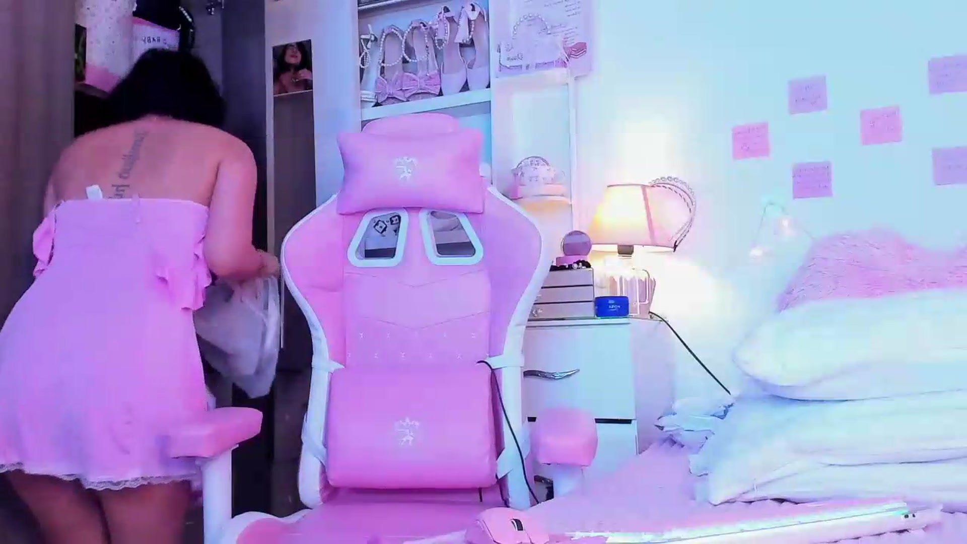 Gallery image thumbnail from NaisshaF's myfreecams stream on, 07/23/2026, 15:18 image 14 of 20