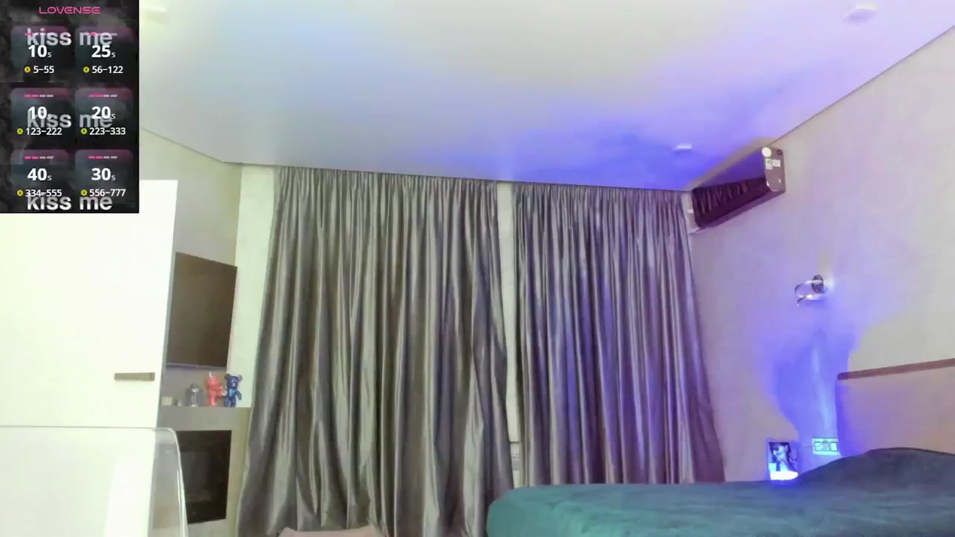 Gallery image thumbnail from NakedK's myfreecams stream on, 09/26/2025, 18:15 image 10 of 20