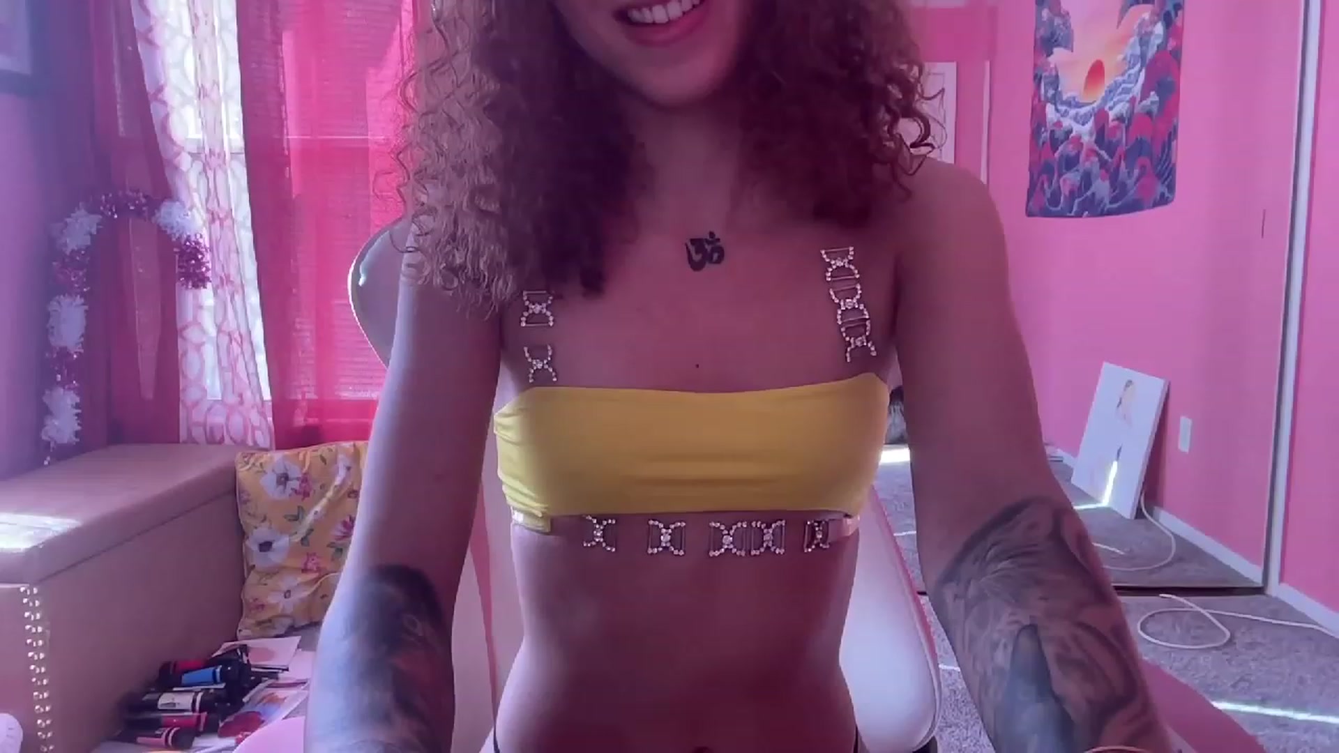 Gallery image thumbnail from NakedSwan's myfreecams stream on, 11/17/2022, 22:14 image 8 of 20