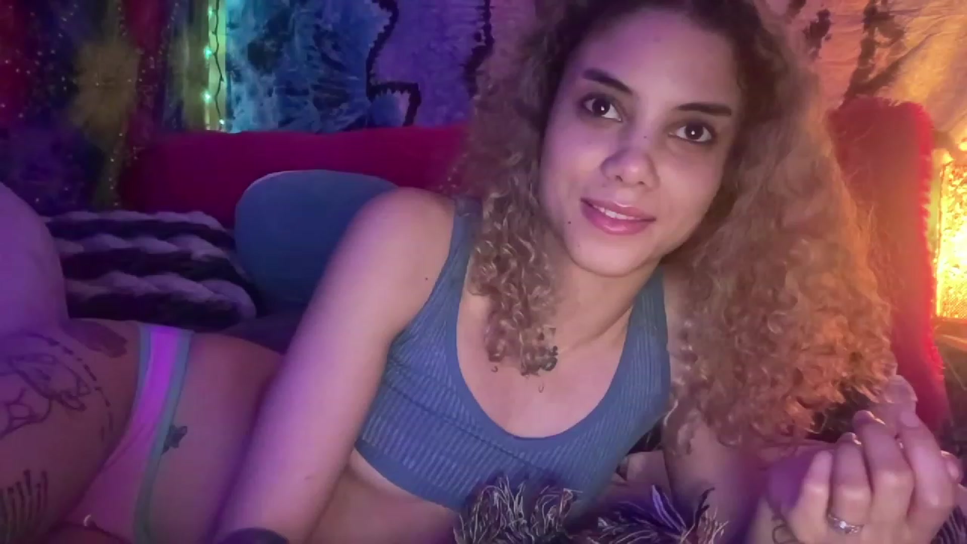 Gallery image thumbnail from NakedSwan's myfreecams stream on, 01/18/2023, 07:06 image 15 of 20