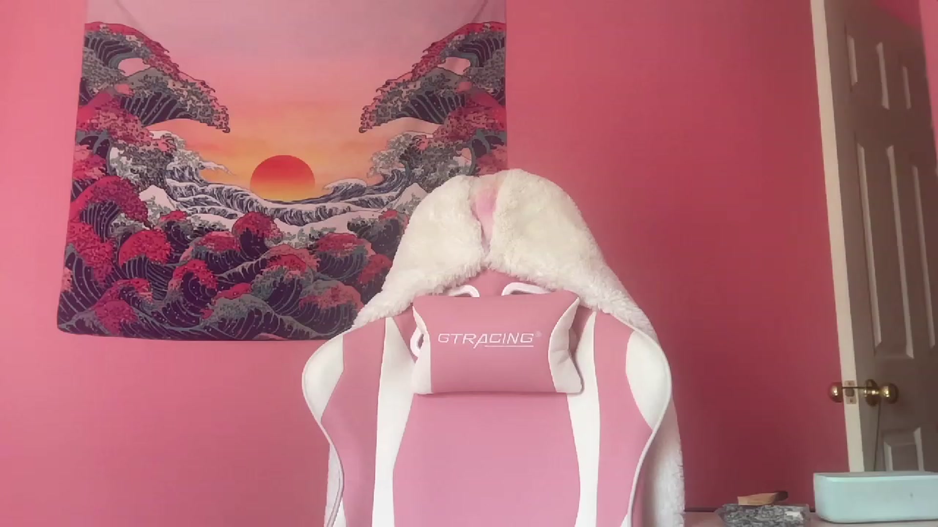 Gallery image thumbnail from NakedSwan's myfreecams stream on, 03/16/2023, 21:57 image 14 of 20