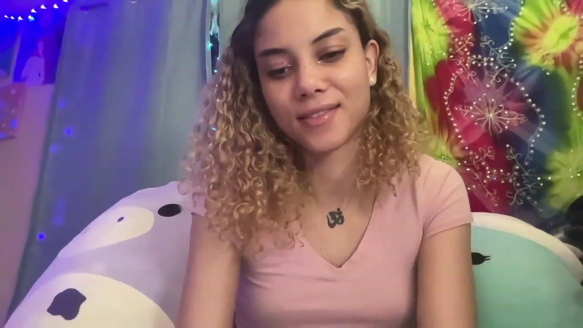 Gallery image thumbnail from NakedSwan's myfreecams stream on, 03/30/2023, 13:08 image 1 of 20