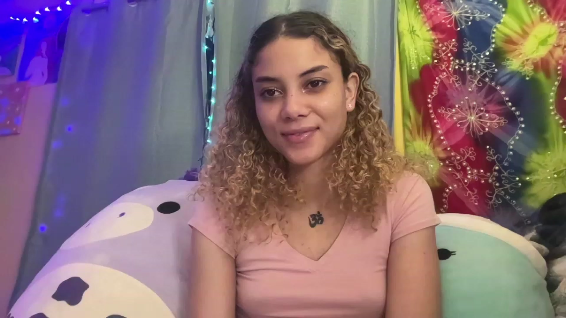 Gallery image thumbnail from NakedSwan's myfreecams stream on, 03/30/2023, 13:08 image 11 of 20