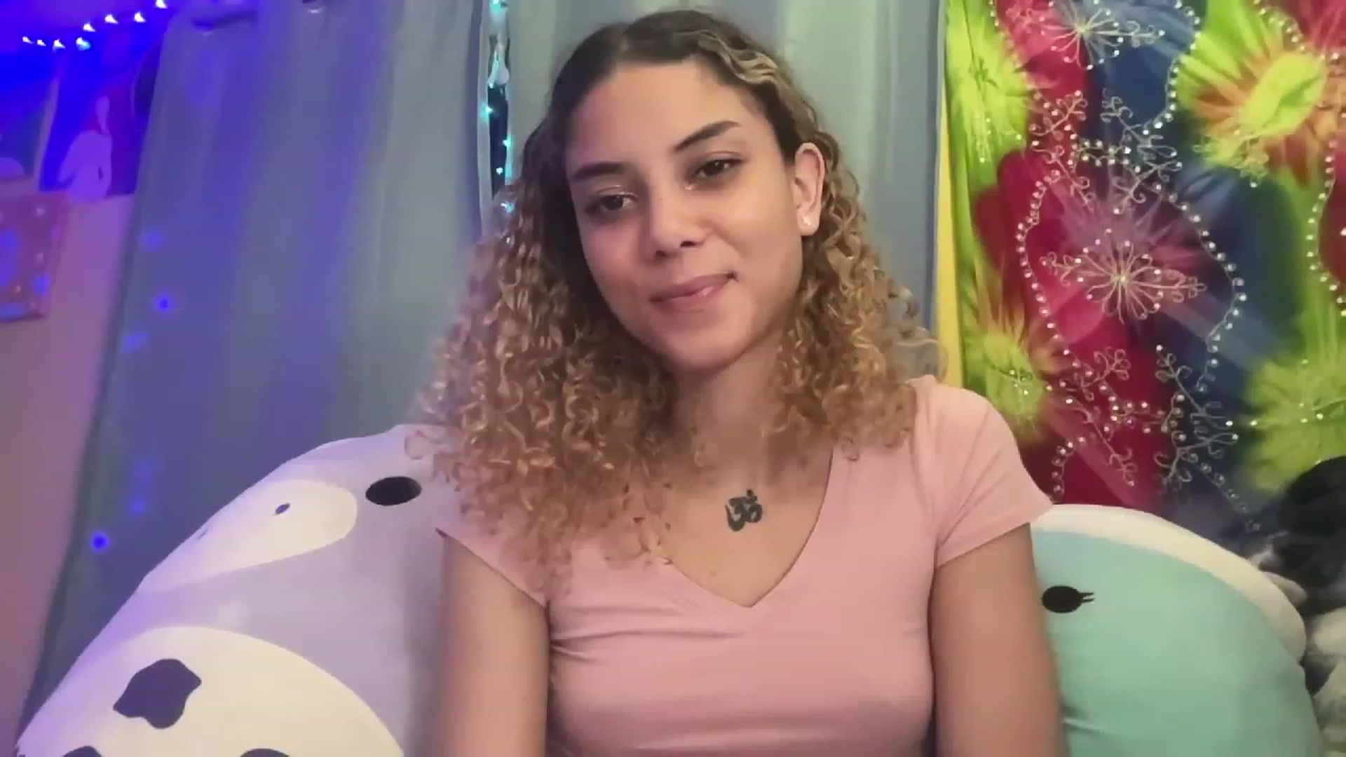Gallery image thumbnail from NakedSwan's myfreecams stream on, 03/30/2023, 13:08 image 7 of 20