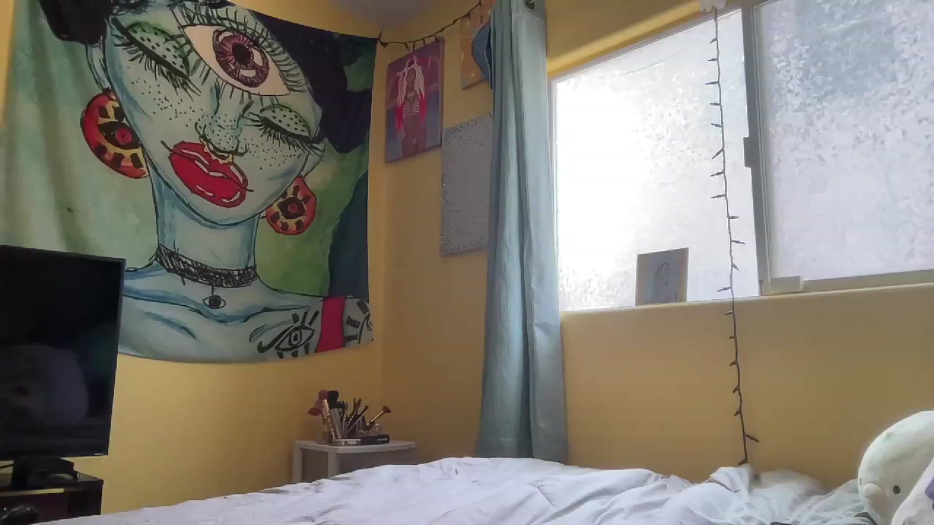 Gallery image thumbnail from NakedSwan's myfreecams stream on, 05/20/2023, 17:10 image 3 of 20
