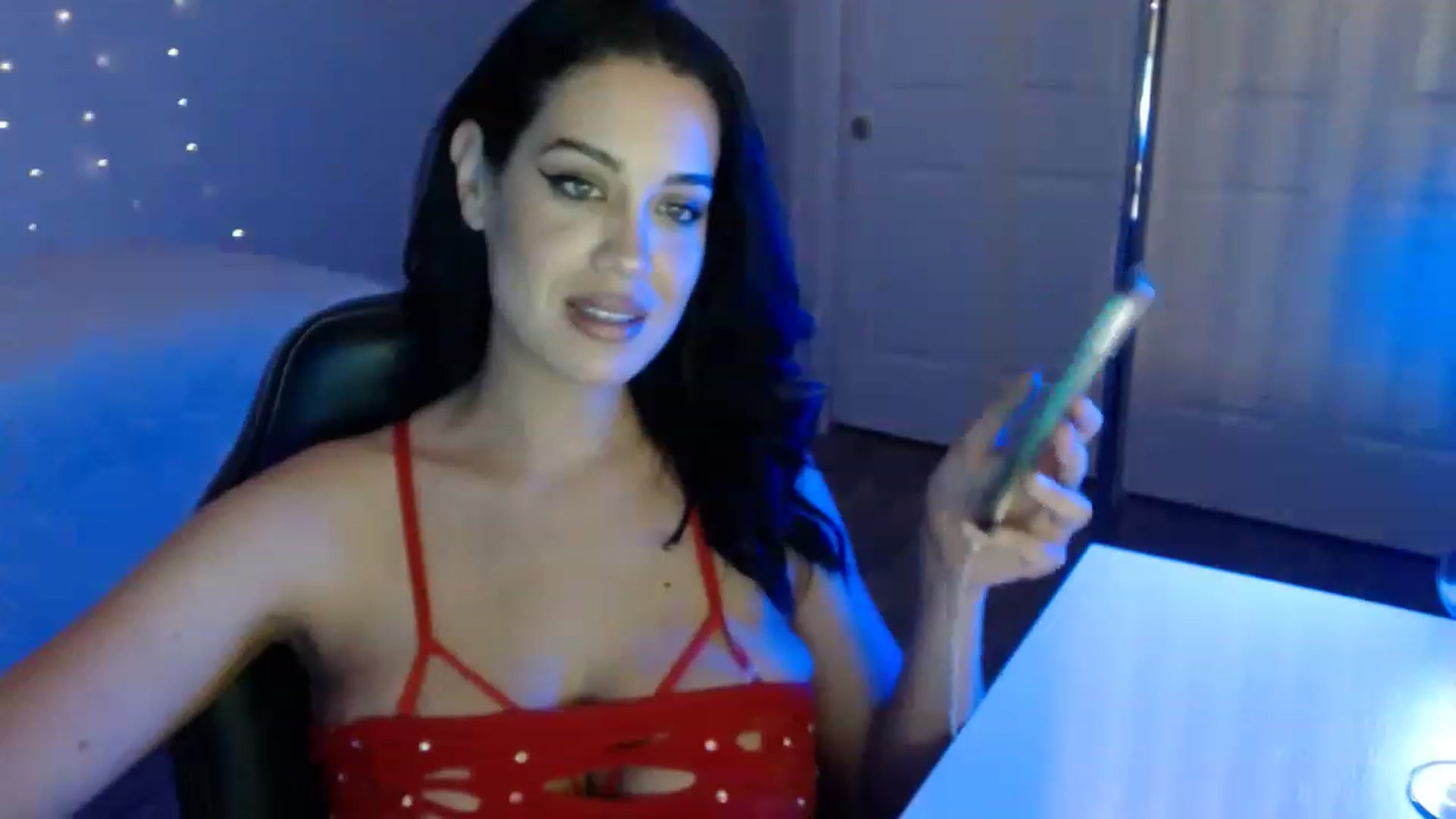 Gallery image thumbnail from NalaFalon's myfreecams stream on, 11/16/2022, 08:14 image 10 of 20