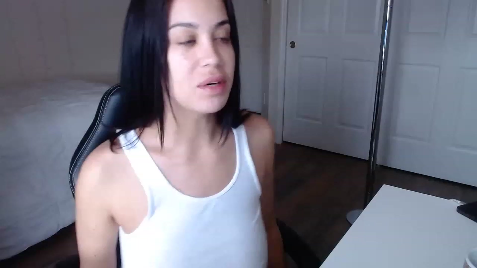 Gallery image thumbnail from NalaFalon's myfreecams stream on, 11/22/2022, 14:36 image 7 of 20