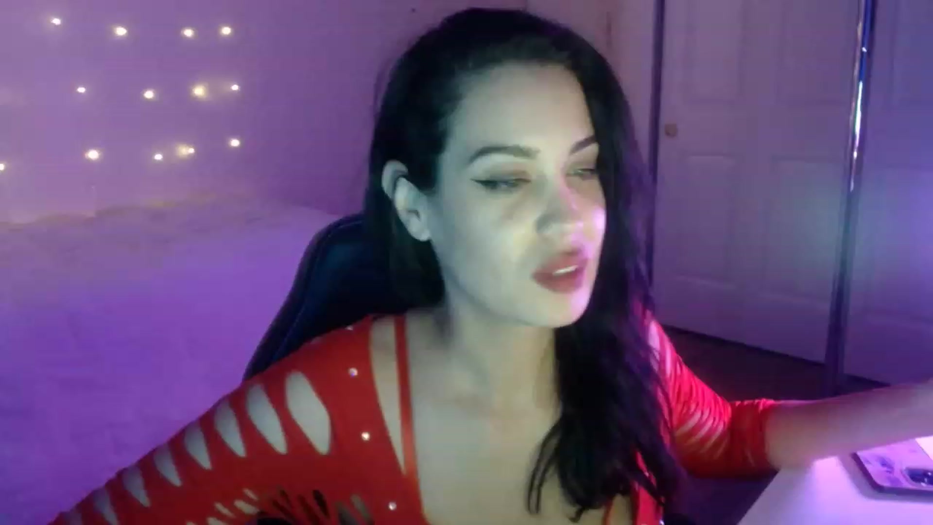 Gallery image thumbnail from NalaFalon's myfreecams stream on, 11/26/2022, 01:44 image 2 of 20