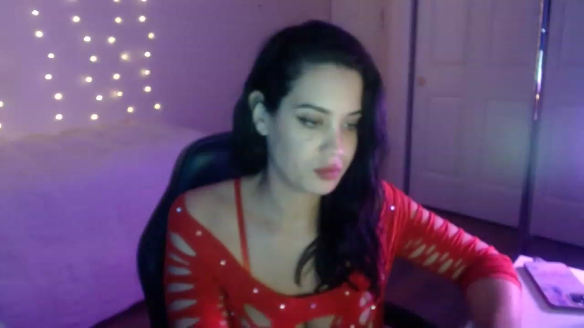 Gallery image thumbnail from NalaFalon's myfreecams stream on, 11/26/2022, 01:44 image 4 of 20