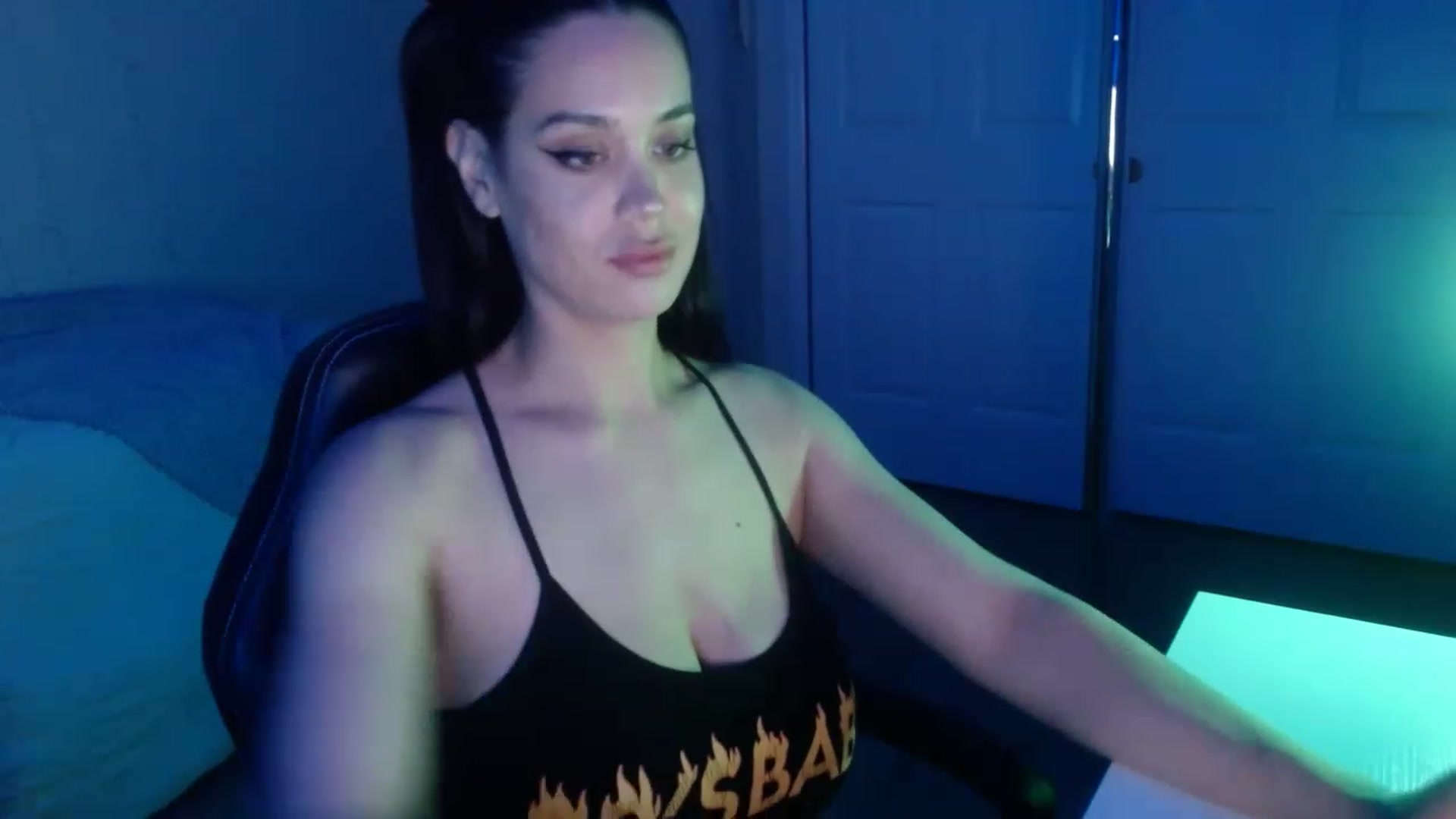 Gallery image thumbnail from NalaFalon's myfreecams stream on, 12/07/2022, 02:18 image 8 of 20