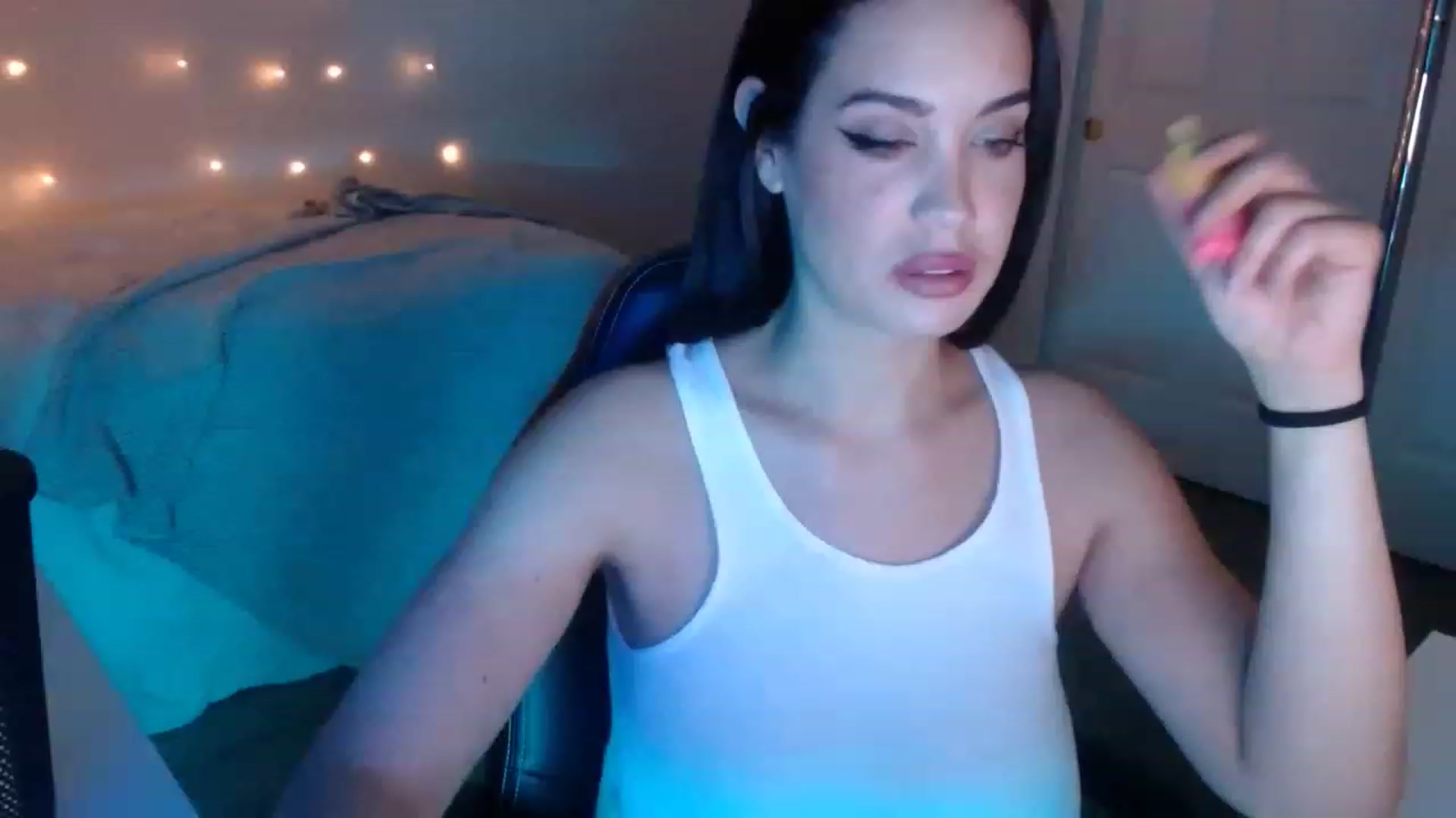 Gallery image thumbnail from NalaFalon's myfreecams stream on, 12/09/2022, 01:28 image 11 of 20