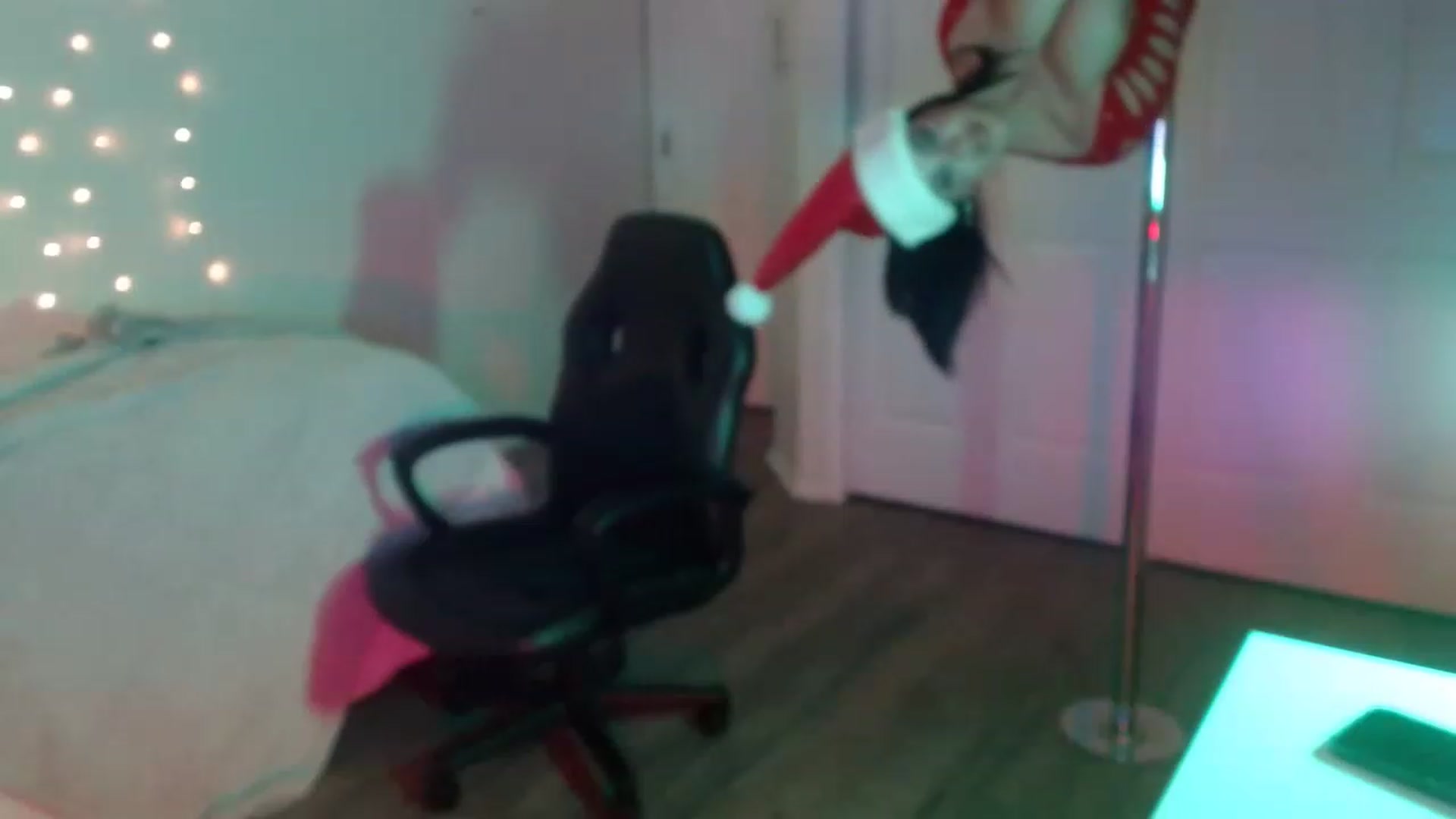 Gallery image thumbnail from NalaFalon's myfreecams stream on, 12/09/2022, 03:31 image 17 of 20