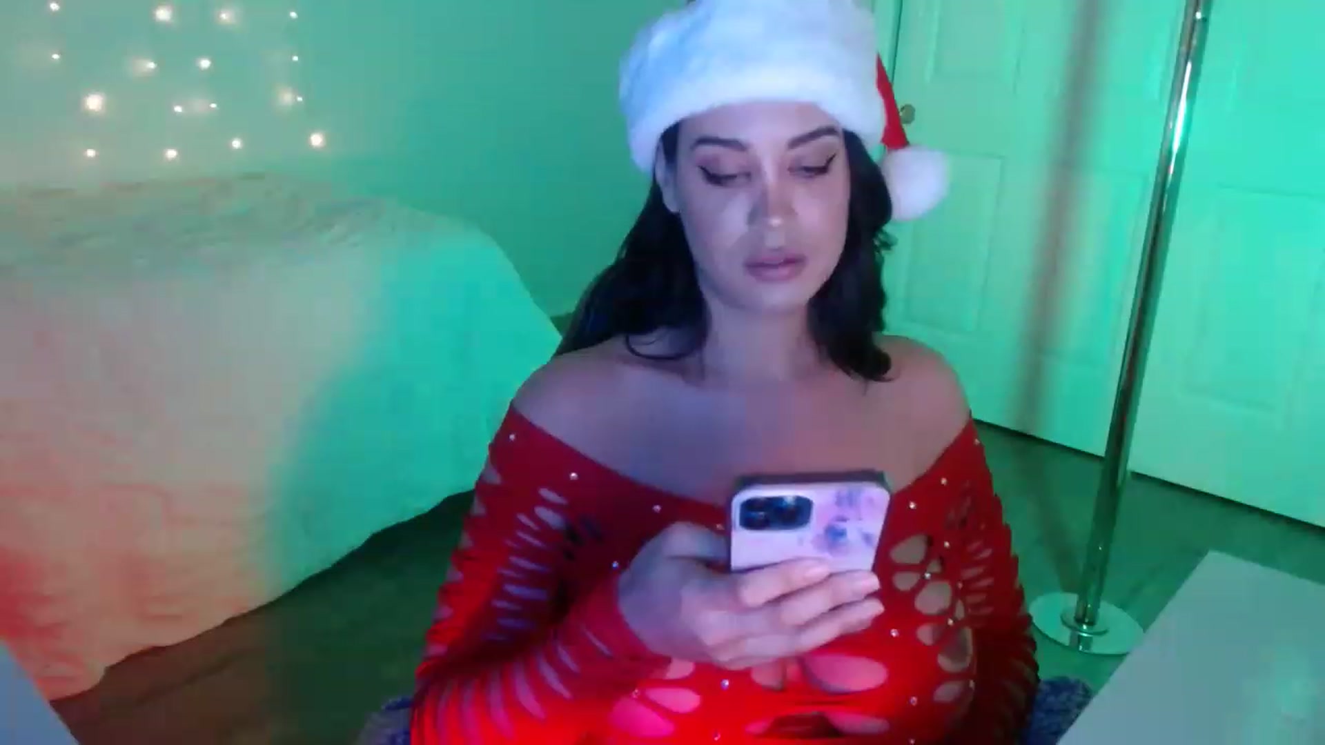 Gallery image thumbnail from NalaFalon's myfreecams stream on, 12/09/2022, 23:55 image 17 of 20