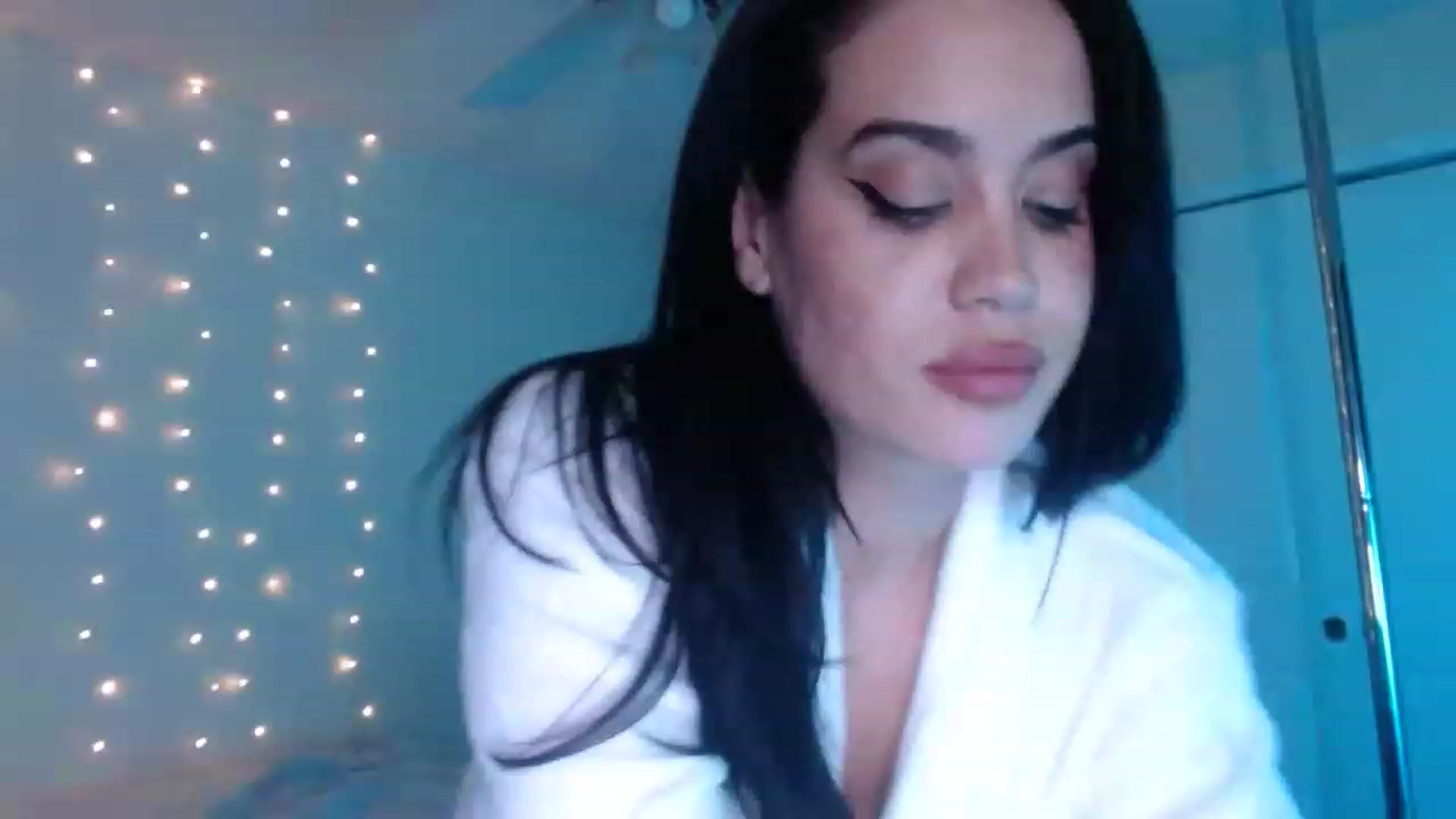 Gallery image thumbnail from NalaFalon's myfreecams stream on, 12/28/2022, 01:58 image 19 of 20