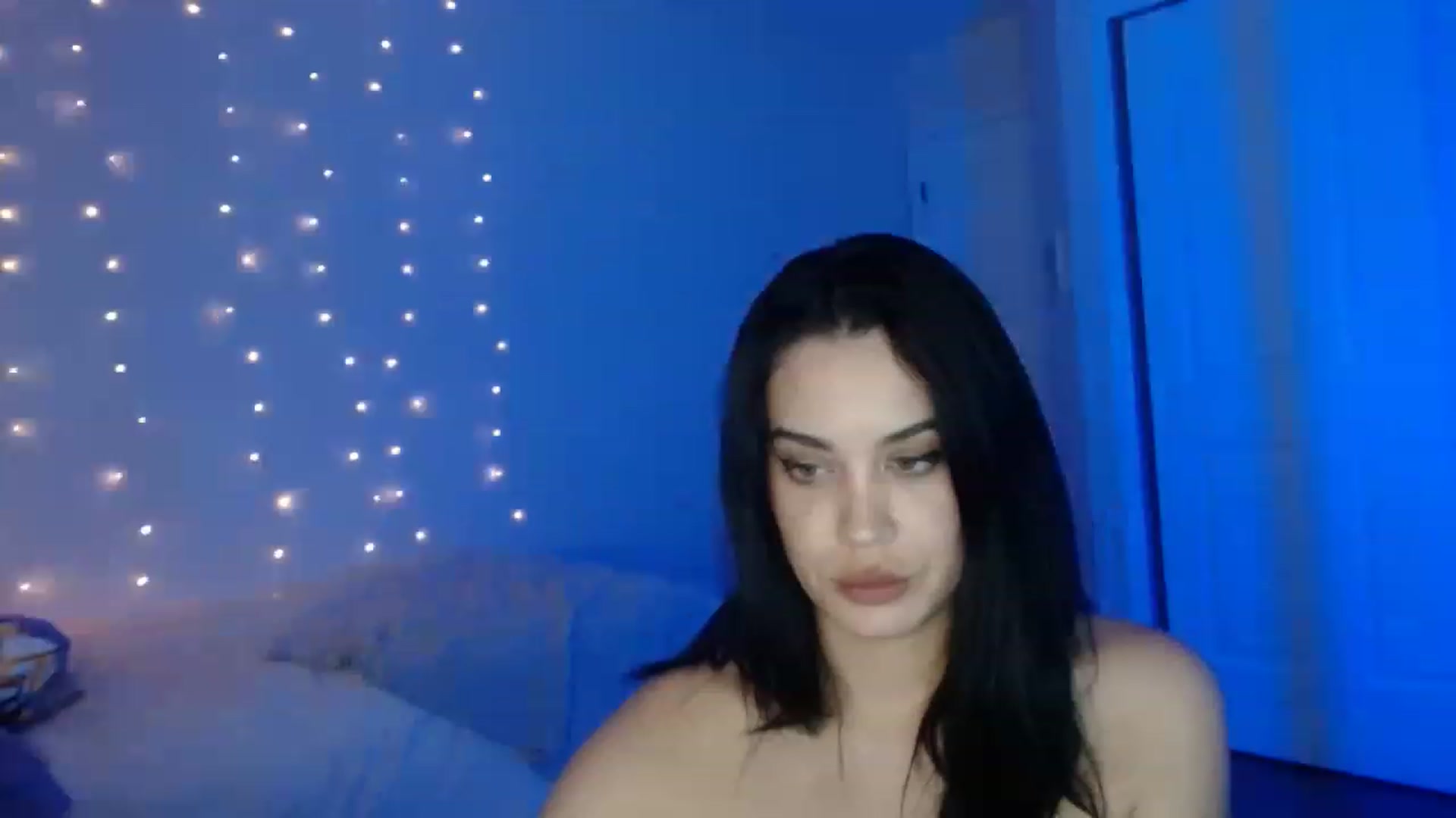Gallery image thumbnail from NalaFalon's myfreecams stream on, 12/30/2022, 02:51 image 16 of 20