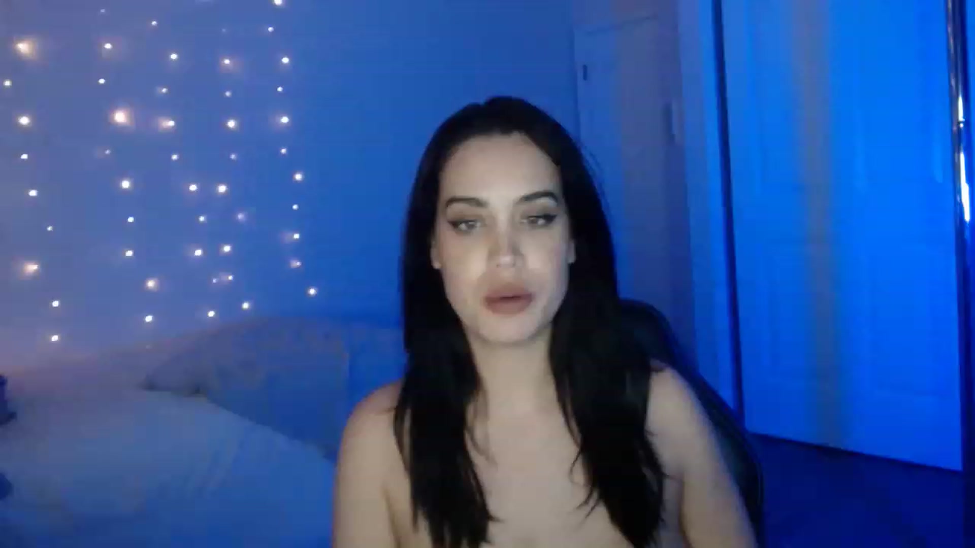 Gallery image thumbnail from NalaFalon's myfreecams stream on, 12/30/2022, 02:51 image 15 of 20