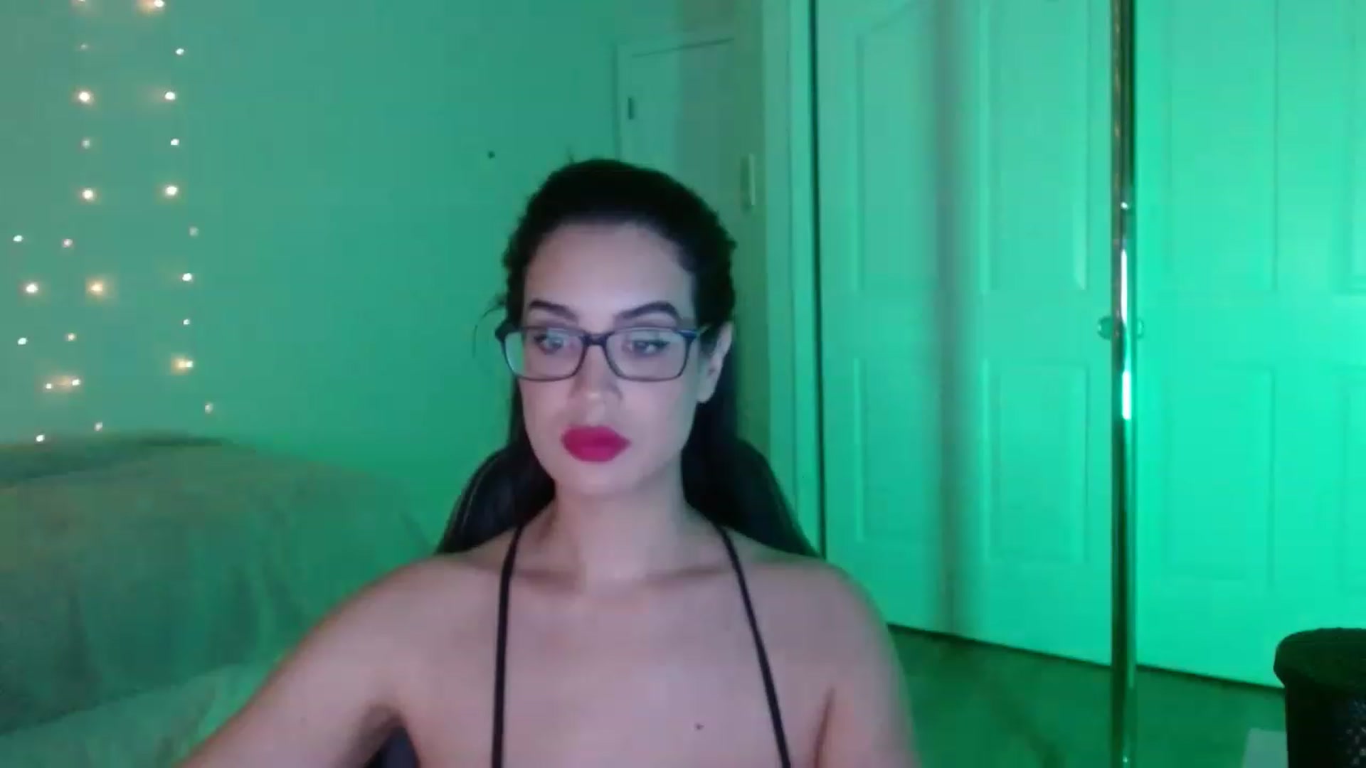 Gallery image thumbnail from NalaFalon's myfreecams stream on, 01/04/2023, 24:13 image 3 of 20