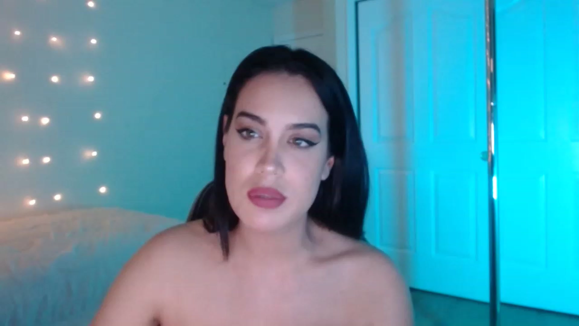 Gallery image thumbnail from NalaFalon's myfreecams stream on, 01/05/2023, 23:10 image 19 of 20