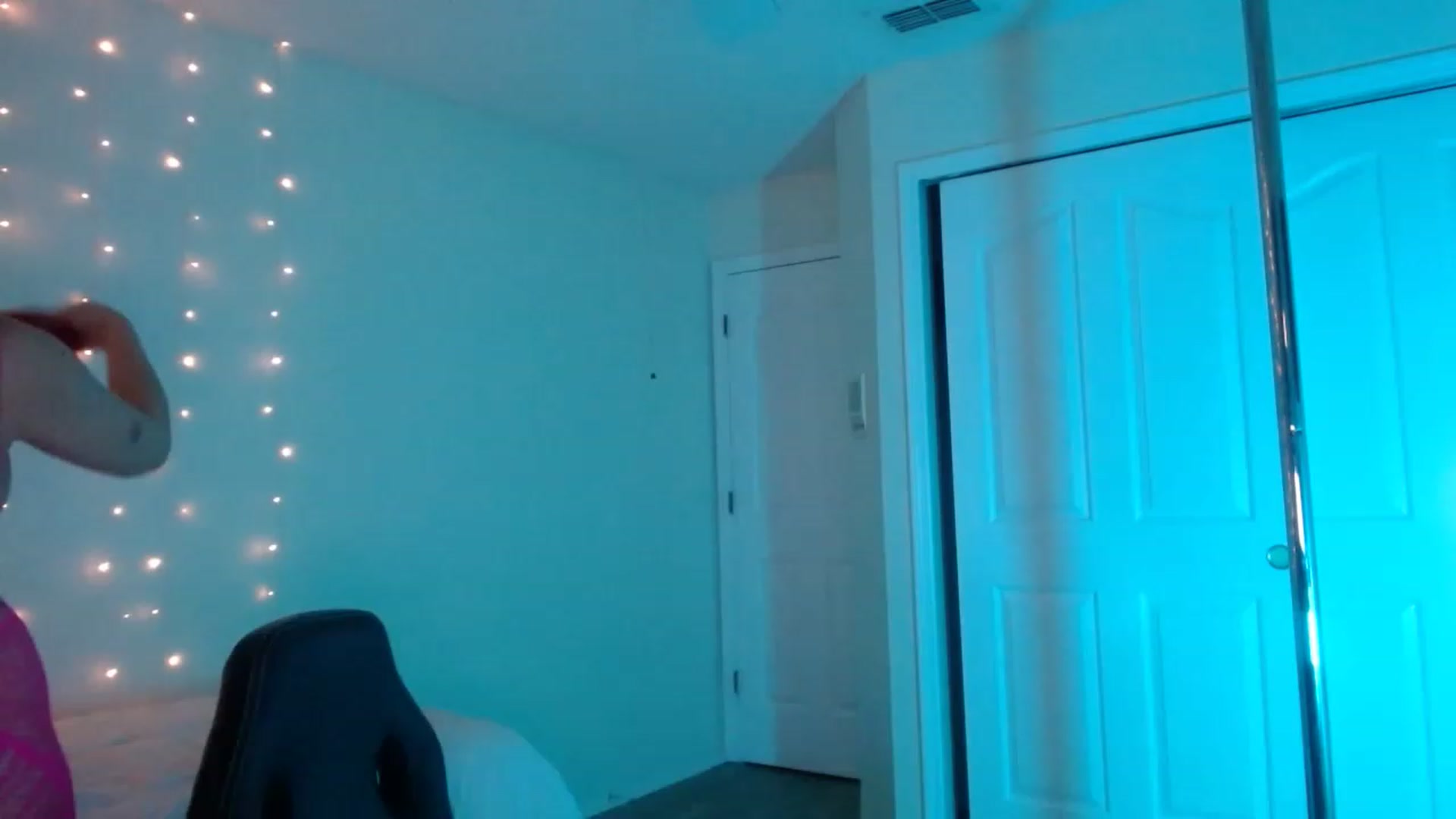 Gallery image thumbnail from NalaFalon's myfreecams stream on, 01/05/2023, 23:48 image 17 of 20