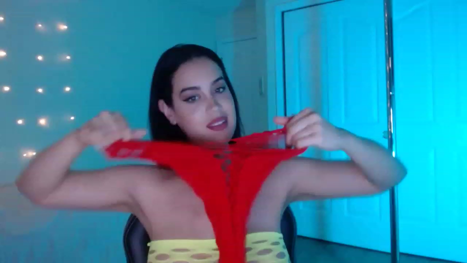 Gallery image thumbnail from NalaFalon's myfreecams stream on, 01/05/2023, 23:48 image 5 of 20