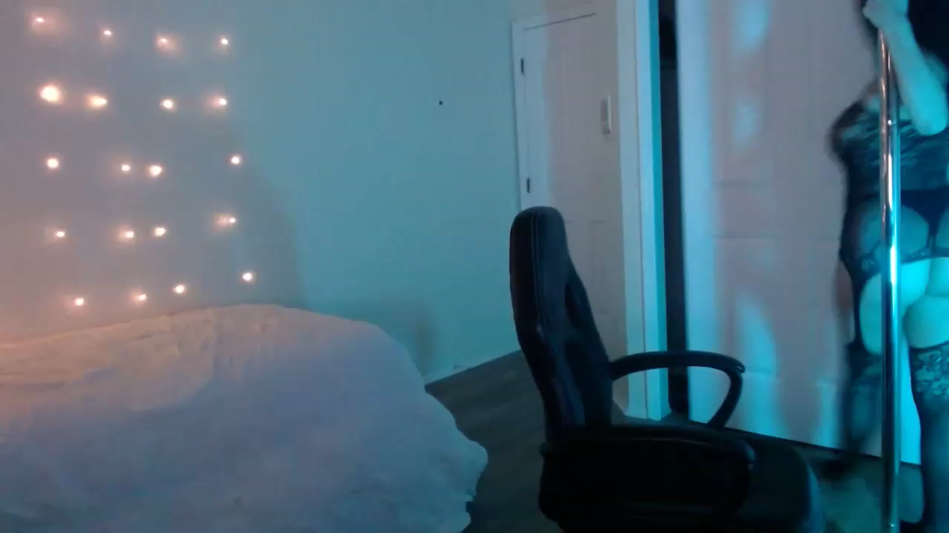 Gallery image thumbnail from NalaFalon's myfreecams stream on, 01/05/2023, 23:48 image 11 of 20