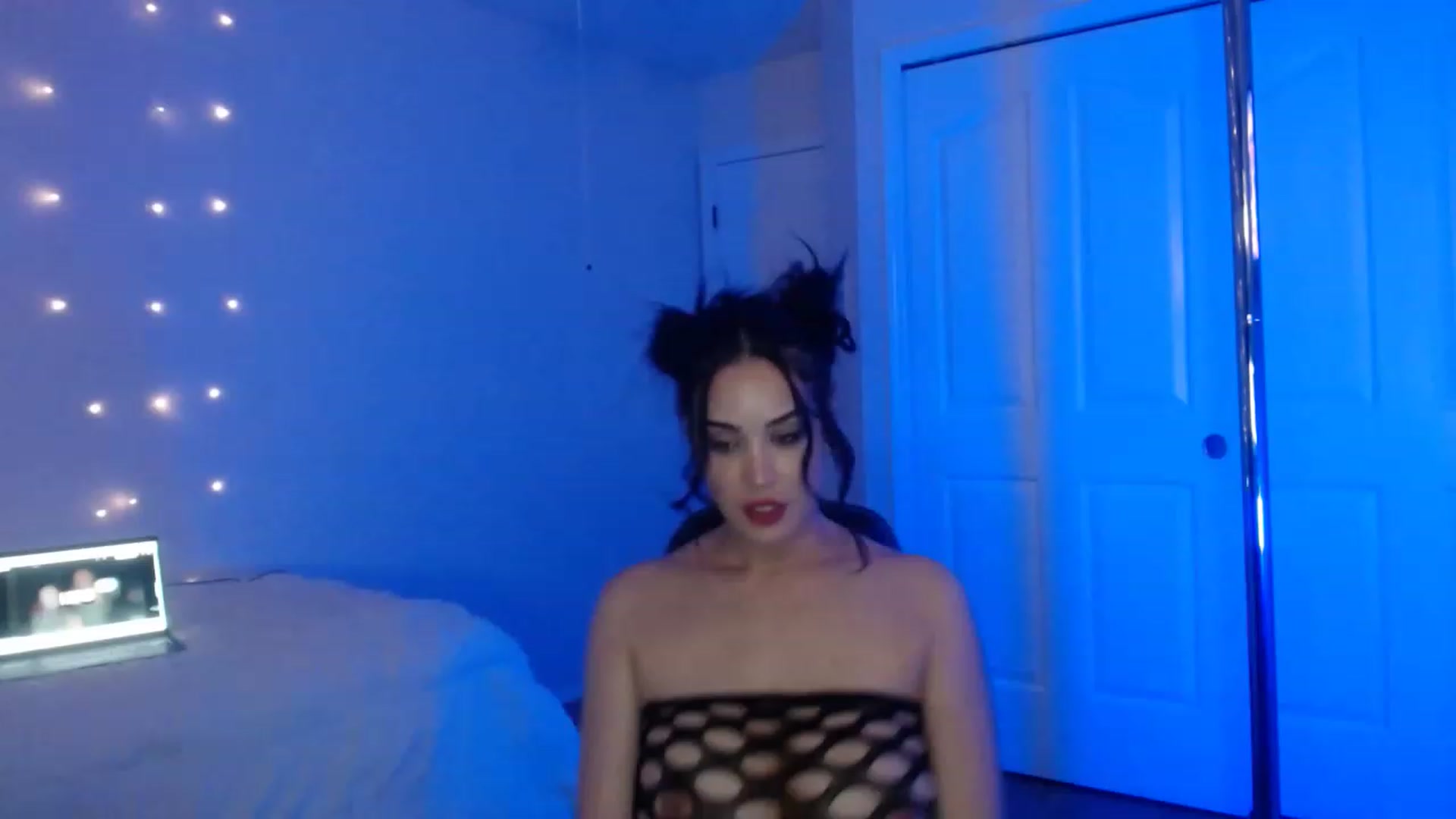 Gallery image thumbnail from NalaFalon's myfreecams stream on, 01/10/2023, 01:26 image 1 of 20