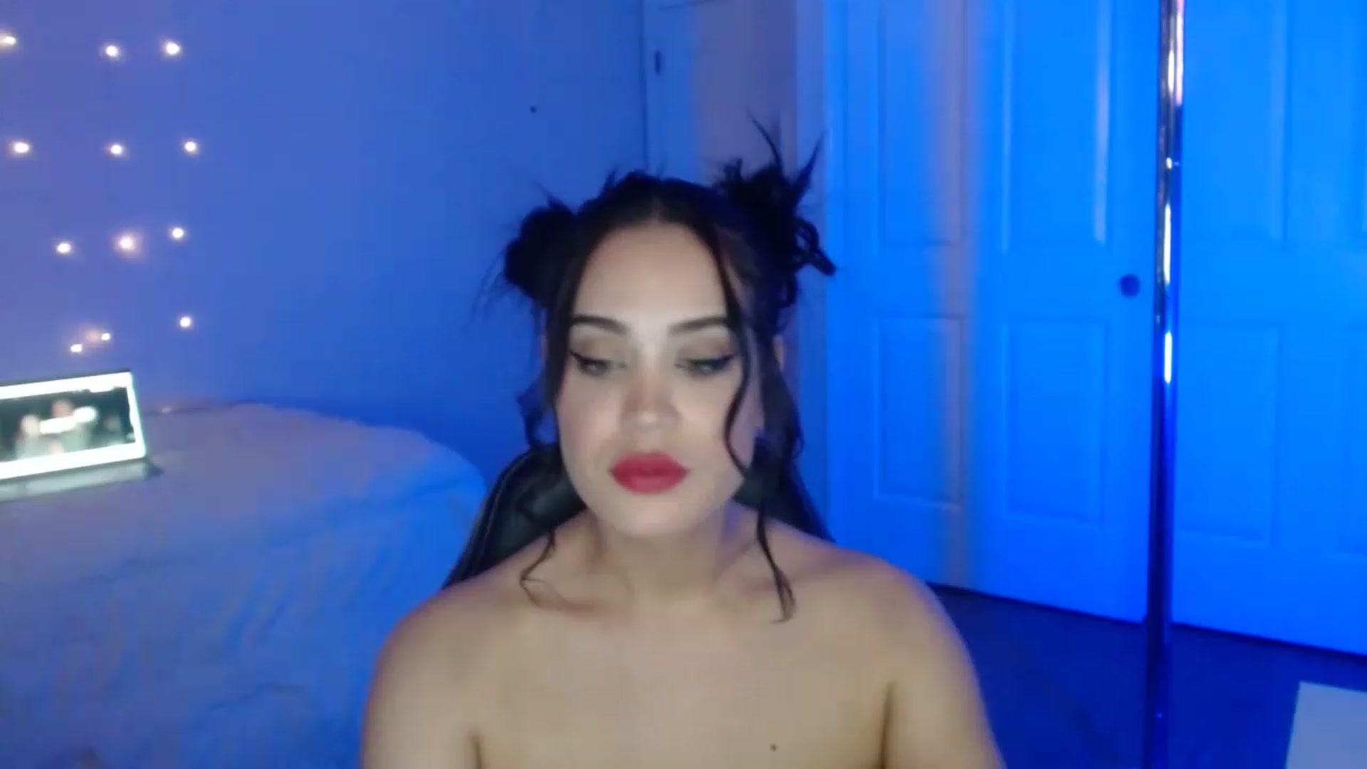 Gallery image thumbnail from NalaFalon's myfreecams stream on, 01/10/2023, 01:26 image 18 of 20