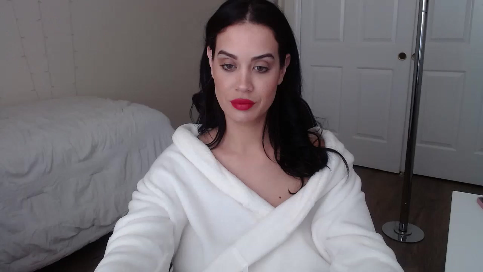 Gallery image thumbnail from NalaFalon's myfreecams stream on, 01/13/2023, 16:24 image 1 of 20