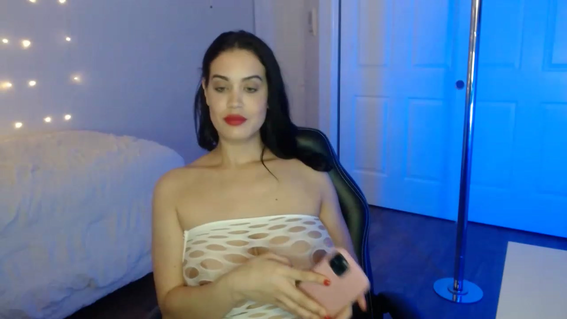 Gallery image thumbnail from NalaFalon's myfreecams stream on, 01/14/2023, 02:06 image 14 of 20