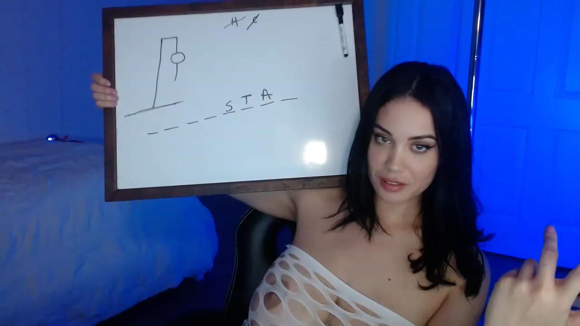 Gallery image thumbnail from NalaFalon's myfreecams stream on, 01/18/2023, 24:00 image 16 of 20