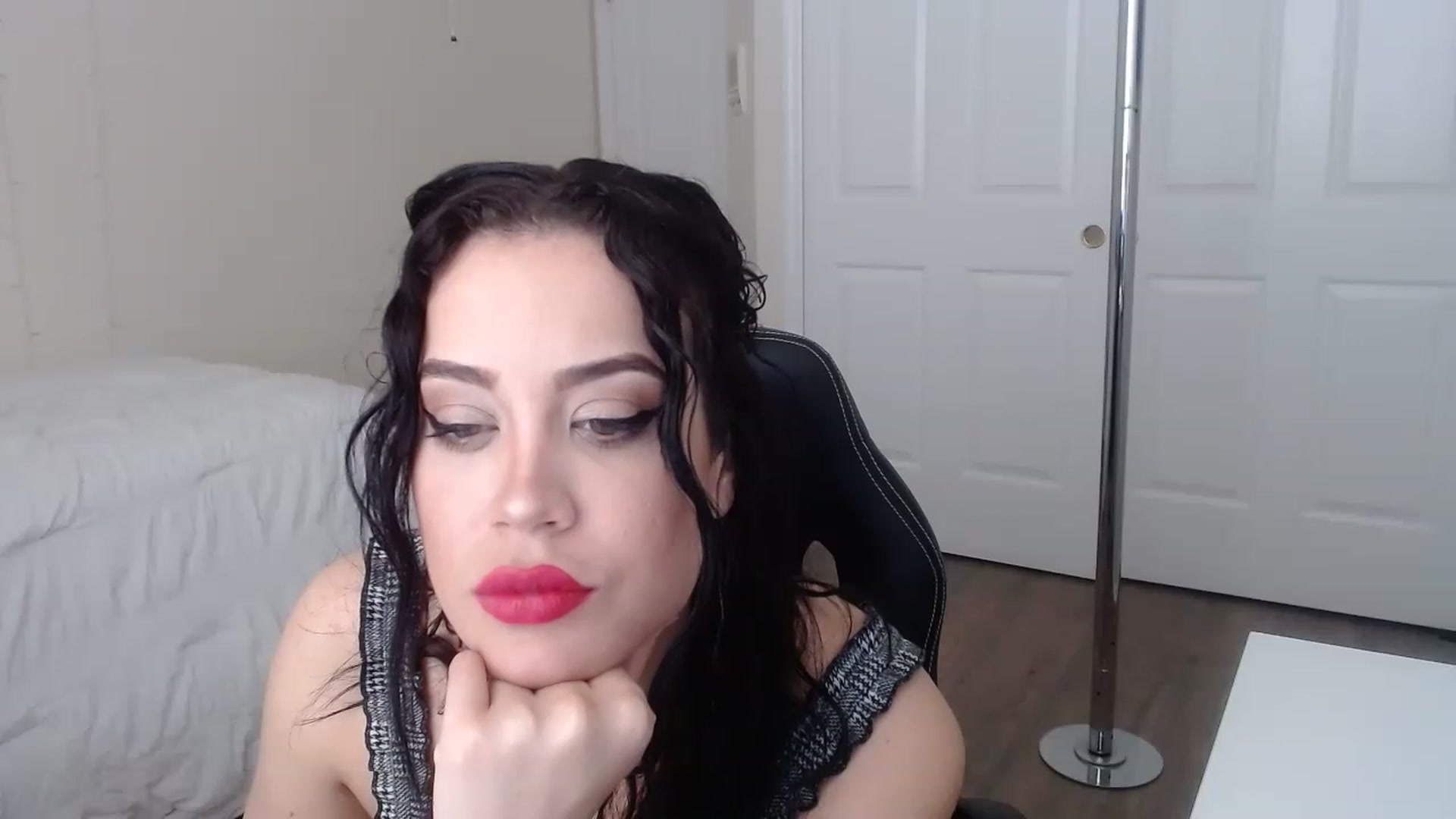 Gallery image thumbnail from NalaFalon's myfreecams stream on, 01/19/2023, 17:42 image 20 of 20