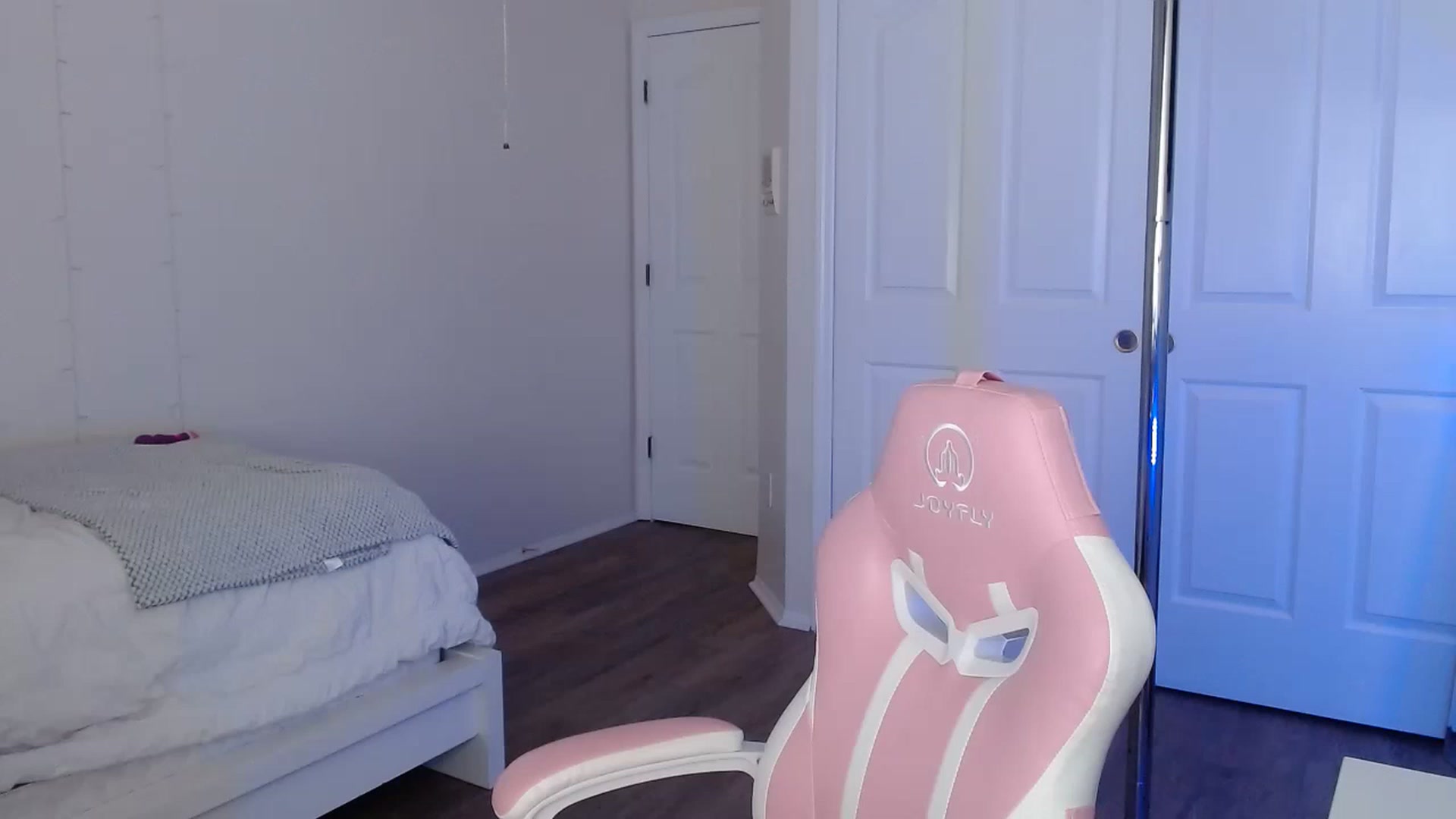 Gallery image thumbnail from NalaFalon's myfreecams stream on, 01/29/2023, 20:37 image 11 of 20