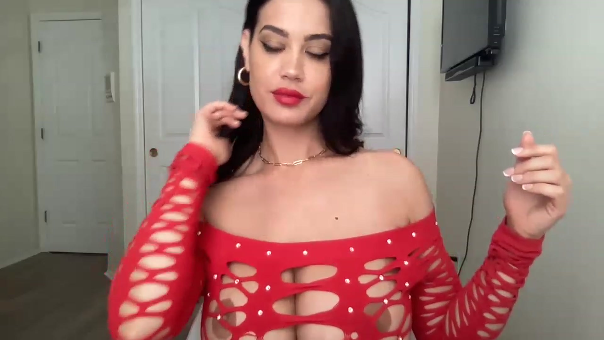 Gallery image thumbnail from NalaFalon's myfreecams stream on, 05/30/2023, 15:20 image 20 of 20