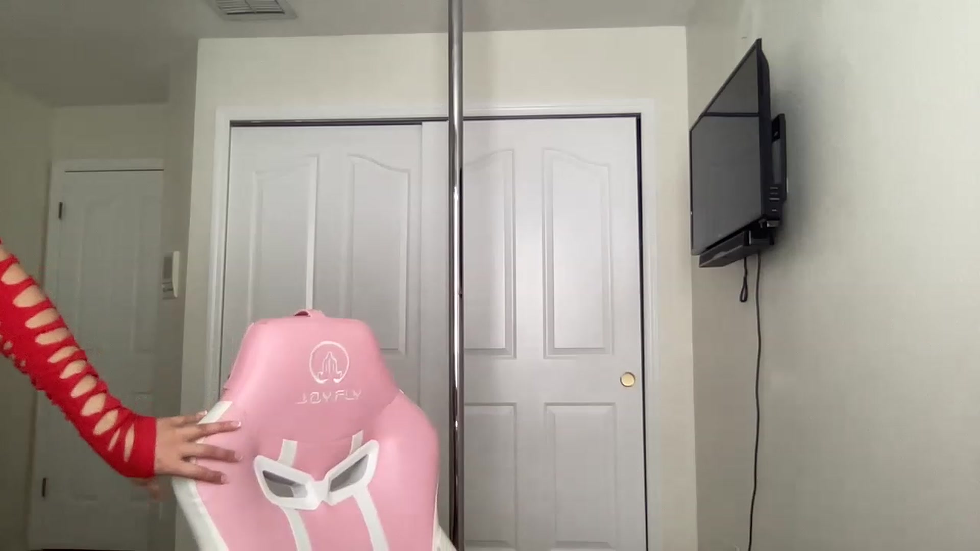 Gallery image thumbnail from NalaFalon's myfreecams stream on, 05/30/2023, 15:20 image 17 of 20