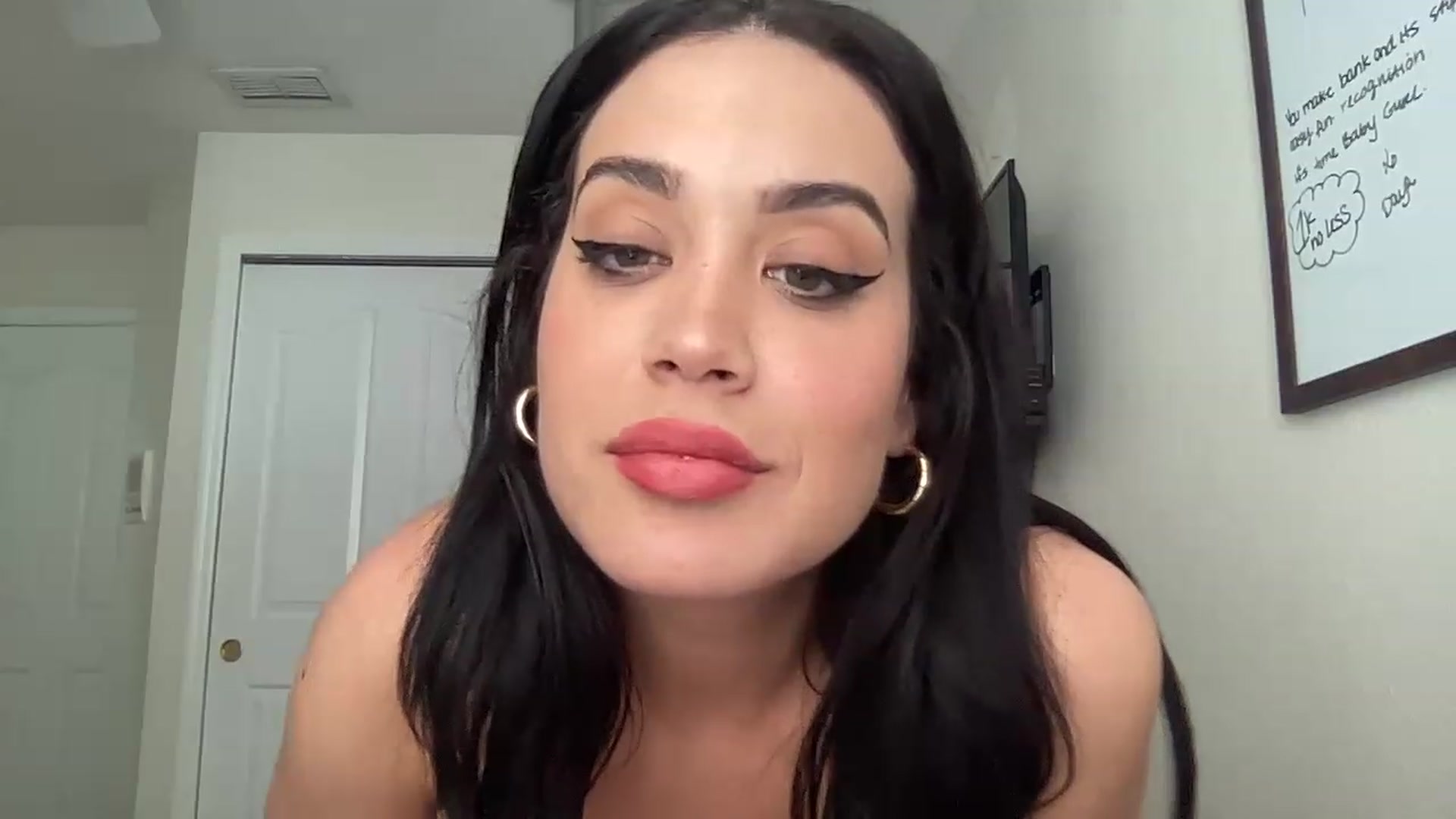 Gallery image thumbnail from NalaFalon's myfreecams stream on, 05/31/2023, 19:23 image 3 of 20