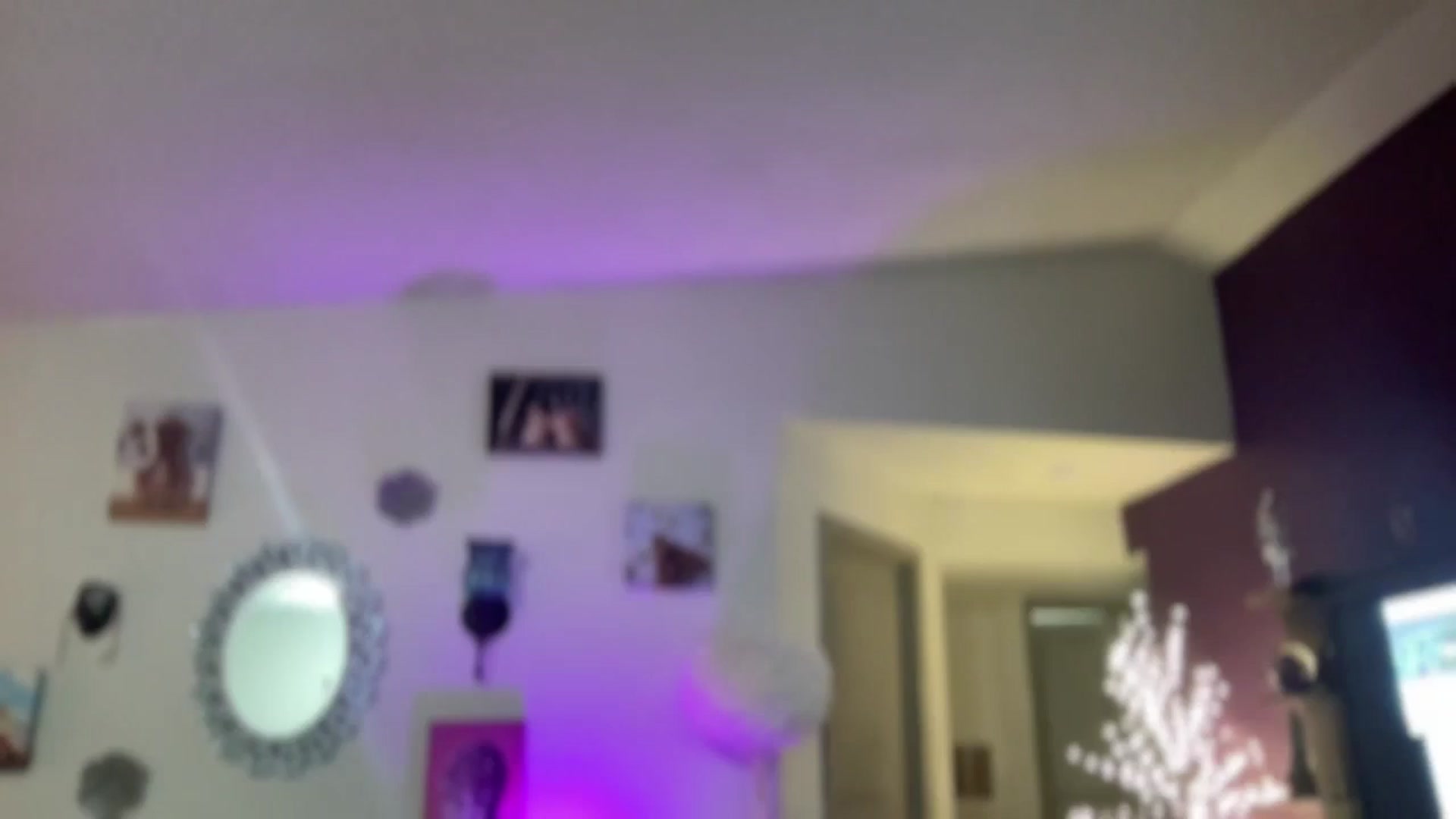 Gallery image thumbnail from NalaFalon's myfreecams stream on, 11/13/2025, 22:00 image 10 of 20