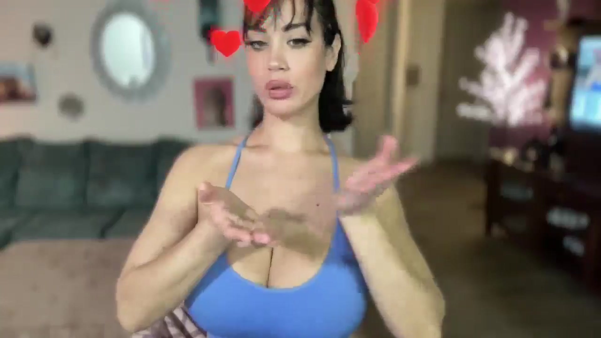 Gallery image thumbnail from NalaFalon's myfreecams stream on, 11/16/2025, 18:10 image 15 of 20