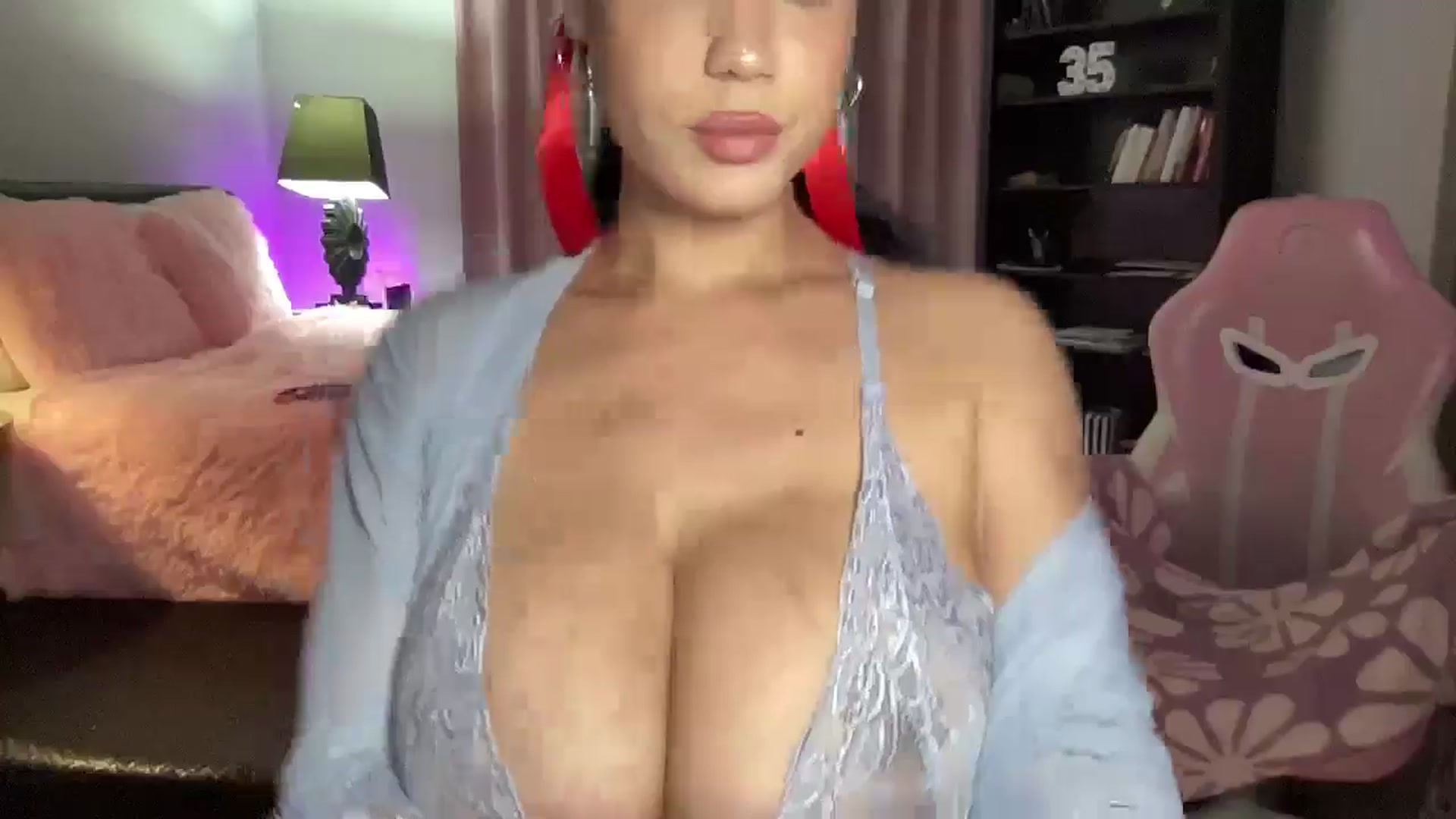 Gallery image thumbnail from NalaFalon's myfreecams stream on, 12/26/2025, 20:01 image 7 of 20