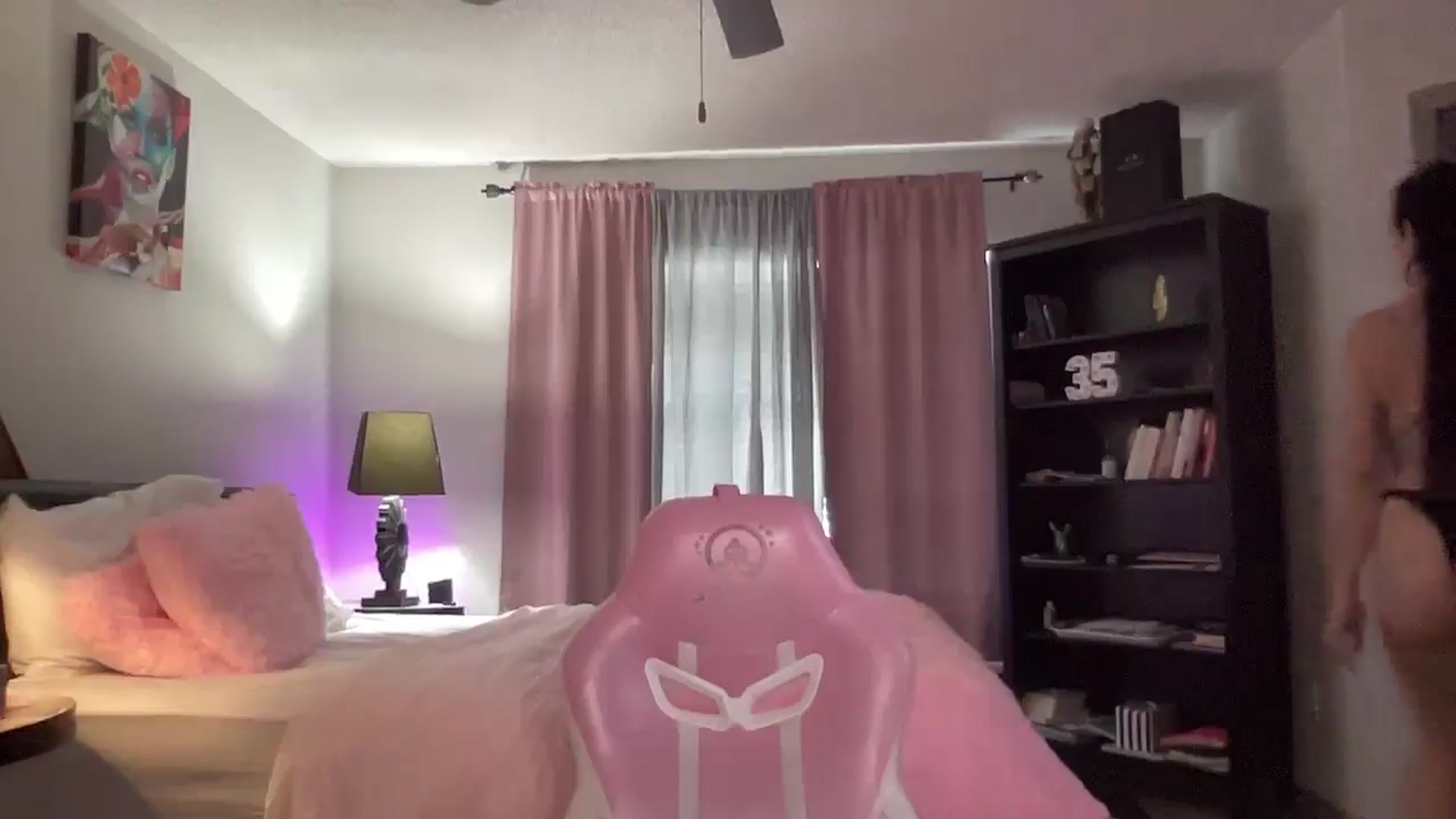 Gallery image thumbnail from NalaFalon's myfreecams stream on, 12/29/2025, 18:14 image 5 of 20