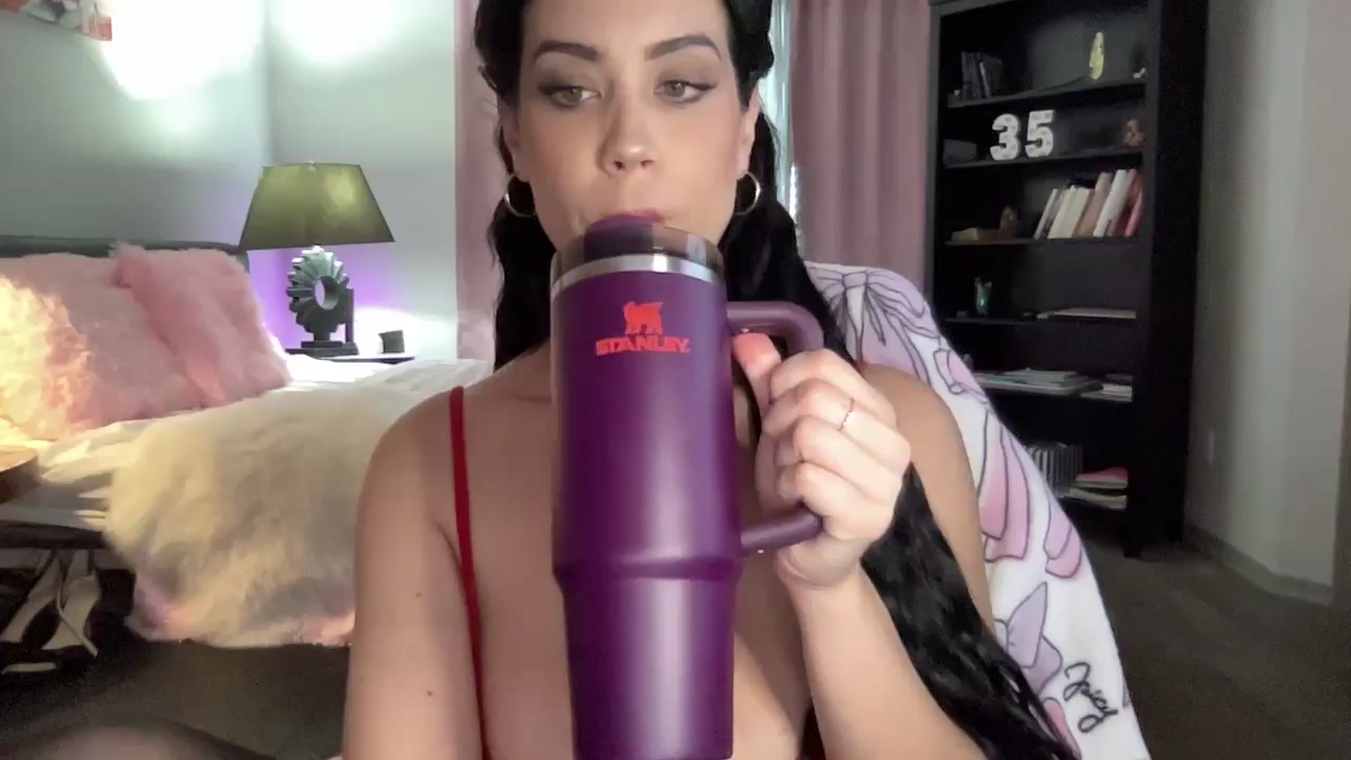 Gallery image thumbnail from NalaFalon's myfreecams stream on, 01/03/2026, 20:08 image 4 of 20