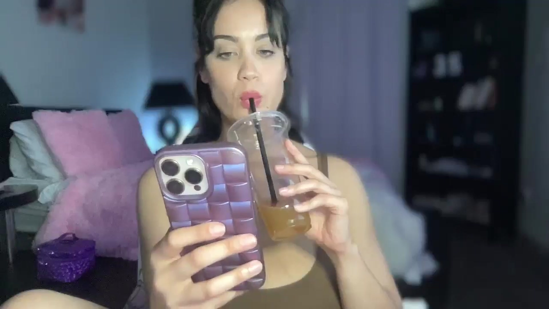 Gallery image thumbnail from NalaFalon's myfreecams stream on, 01/14/2026, 19:51 image 5 of 20