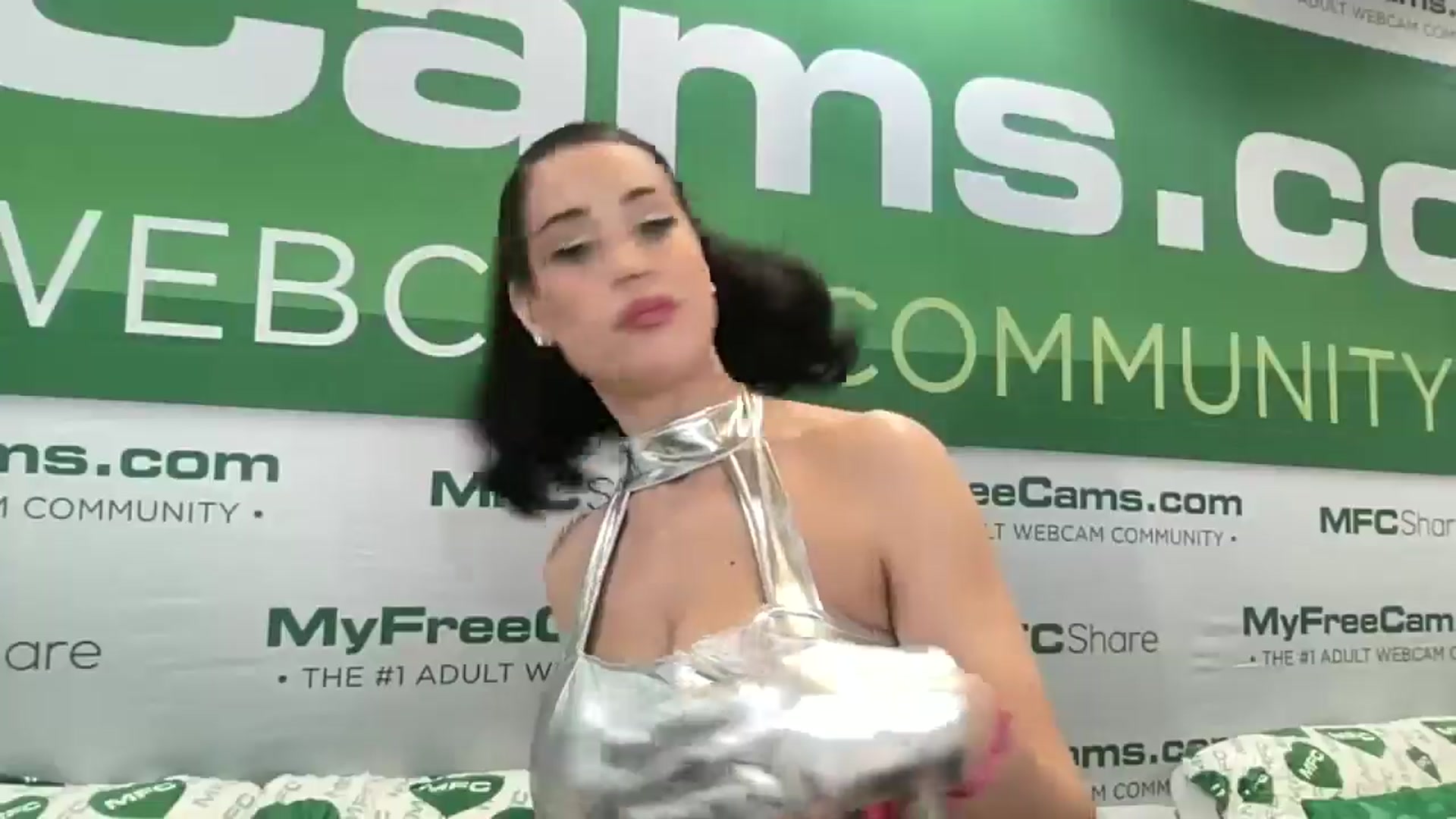 Gallery image thumbnail from NalaFalon's myfreecams stream on, 01/24/2026, 22:33 image 2 of 20