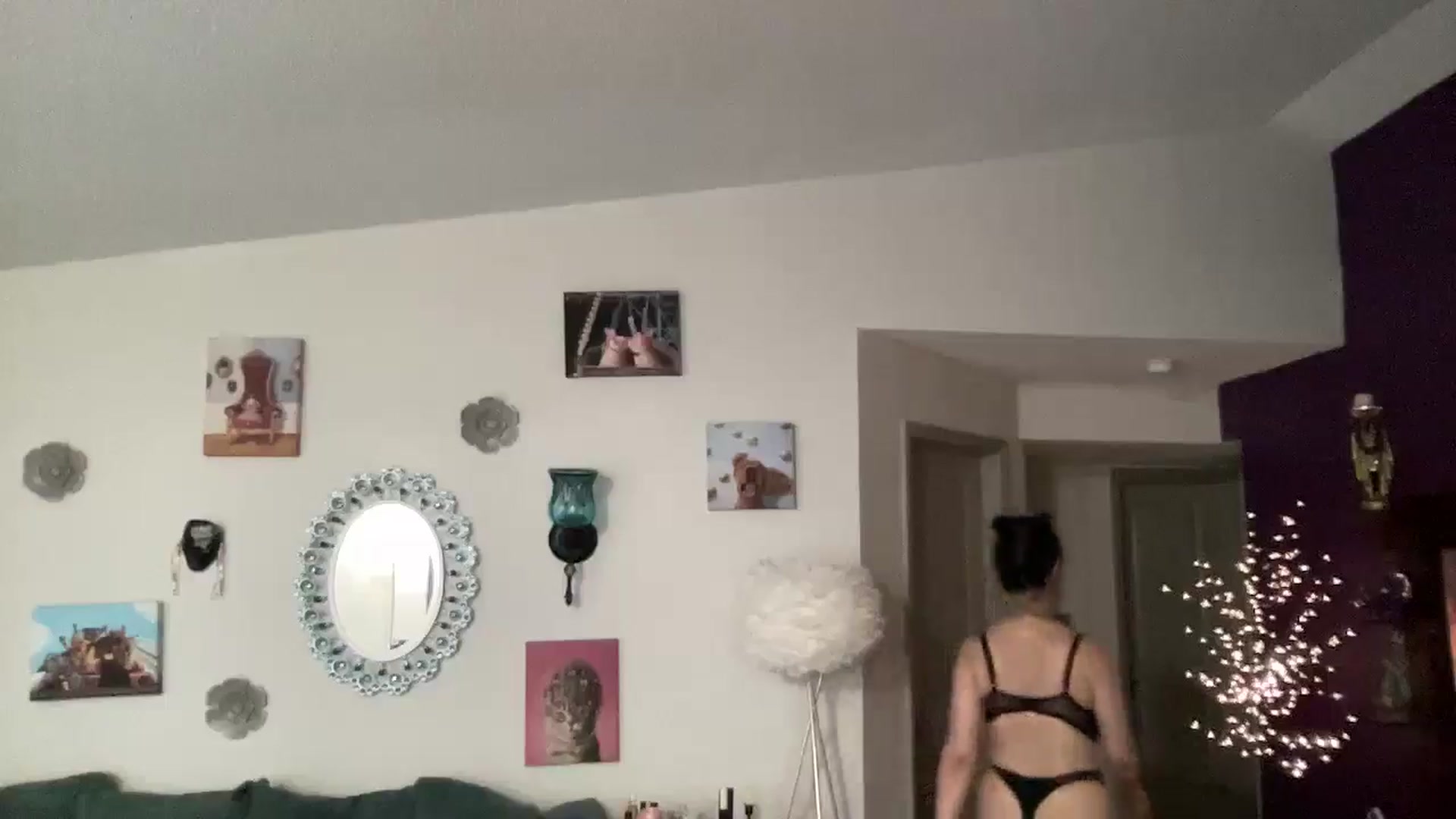 Gallery image thumbnail from NalaFalon's myfreecams stream on, 04/11/2026, 17:40 image 5 of 20