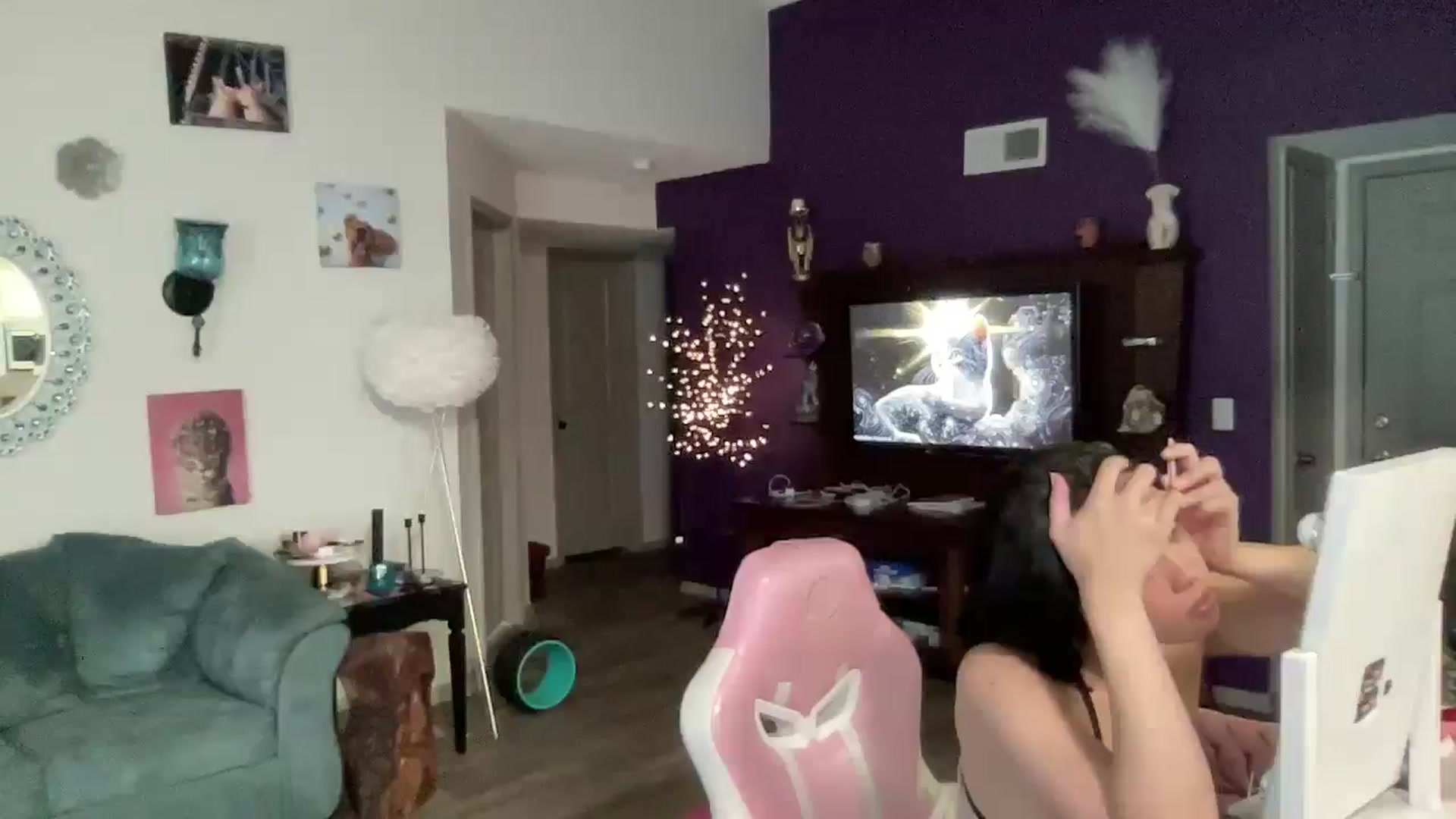 Gallery image thumbnail from NalaFalon's myfreecams stream on, 04/12/2026, 14:07 image 4 of 20