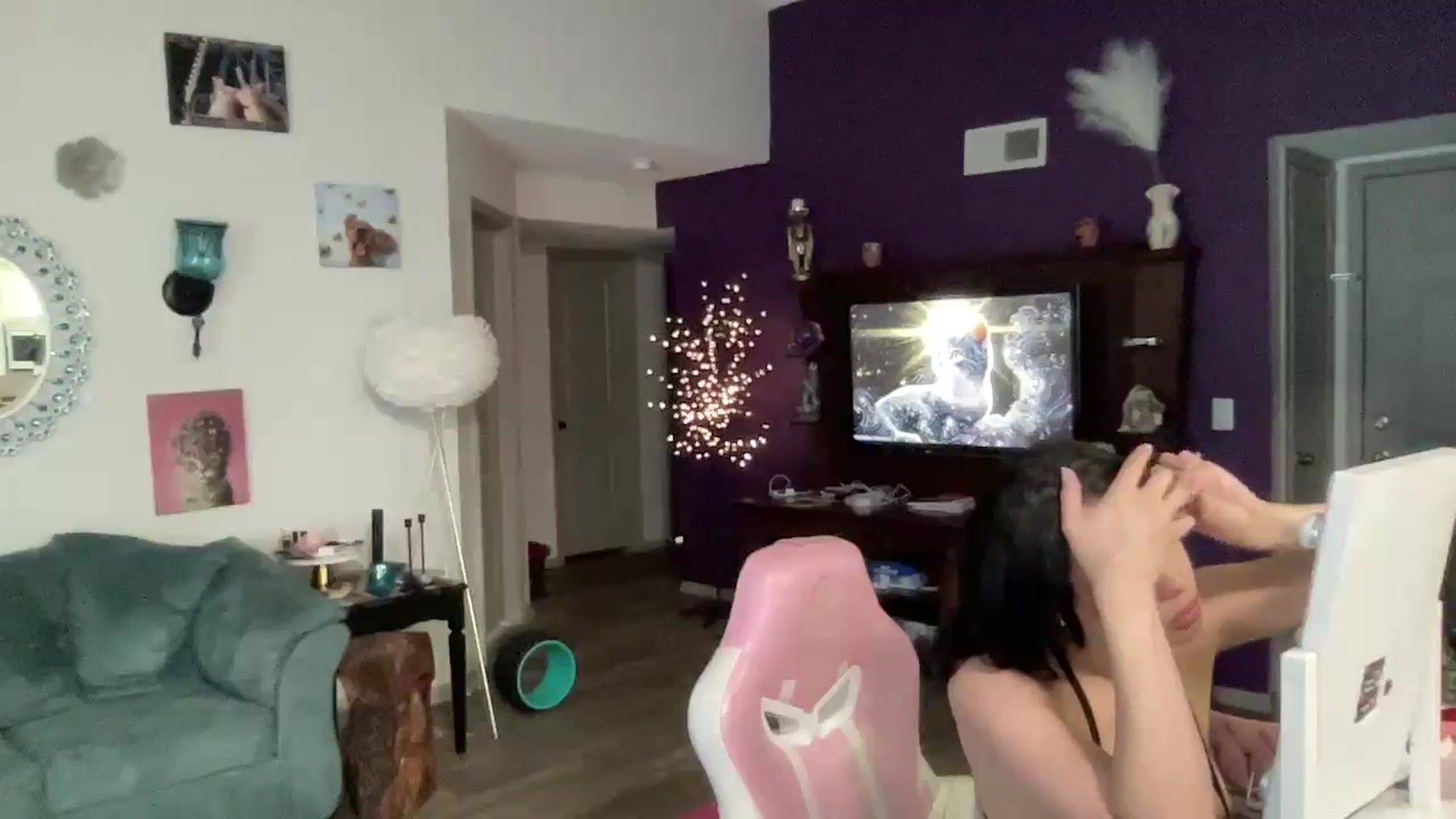 Gallery image thumbnail from NalaFalon's myfreecams stream on, 04/12/2026, 14:07 image 2 of 20