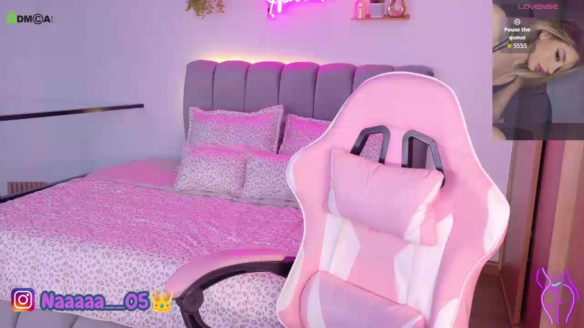 Gallery image thumbnail from Nallah_'s myfreecams stream on, 06/06/2026, 15:01 image 12 of 20
