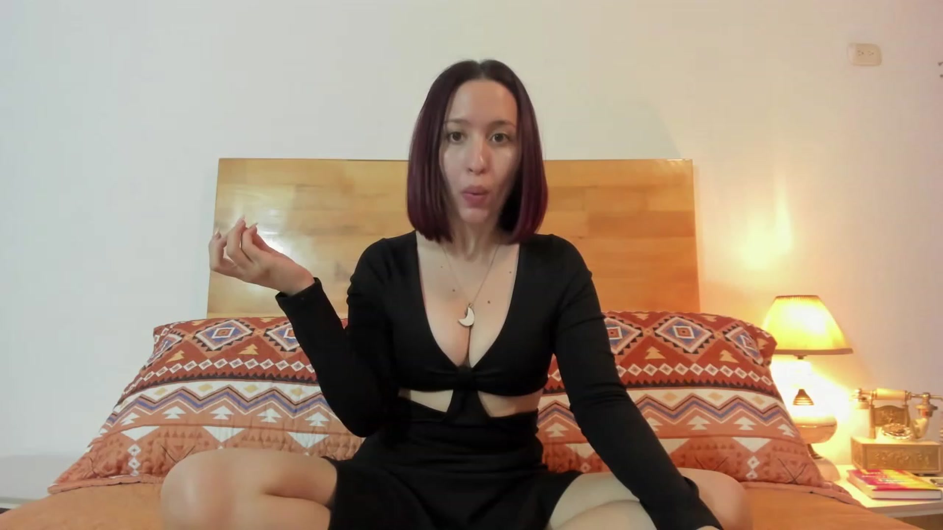 Gallery image thumbnail from Nameless_soul's myfreecams stream on, 05/05/2023, 02:56 image 19 of 20