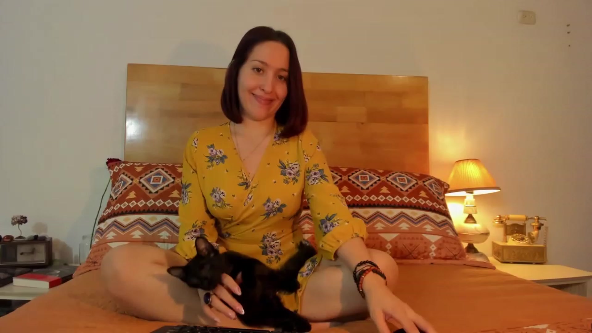Gallery image thumbnail from Nameless_soul's myfreecams stream on, 05/16/2023, 07:26 image 10 of 20